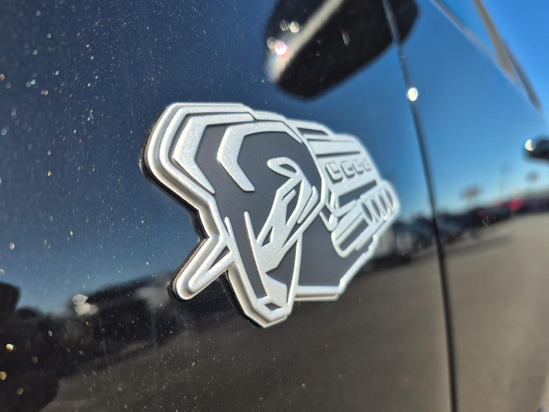 DODGE RAM 1500 CREW LIMITED NIGHT EDITION RAMBOX HAYON MULTI V8 5,7L