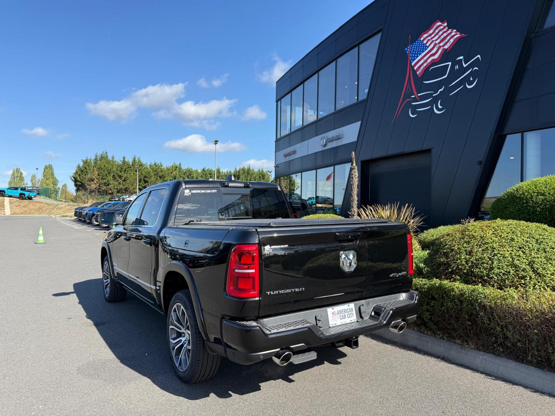DODGE RAM 1500 CREW TUNGSTEN AIR RAMBOX HAYON MULTI