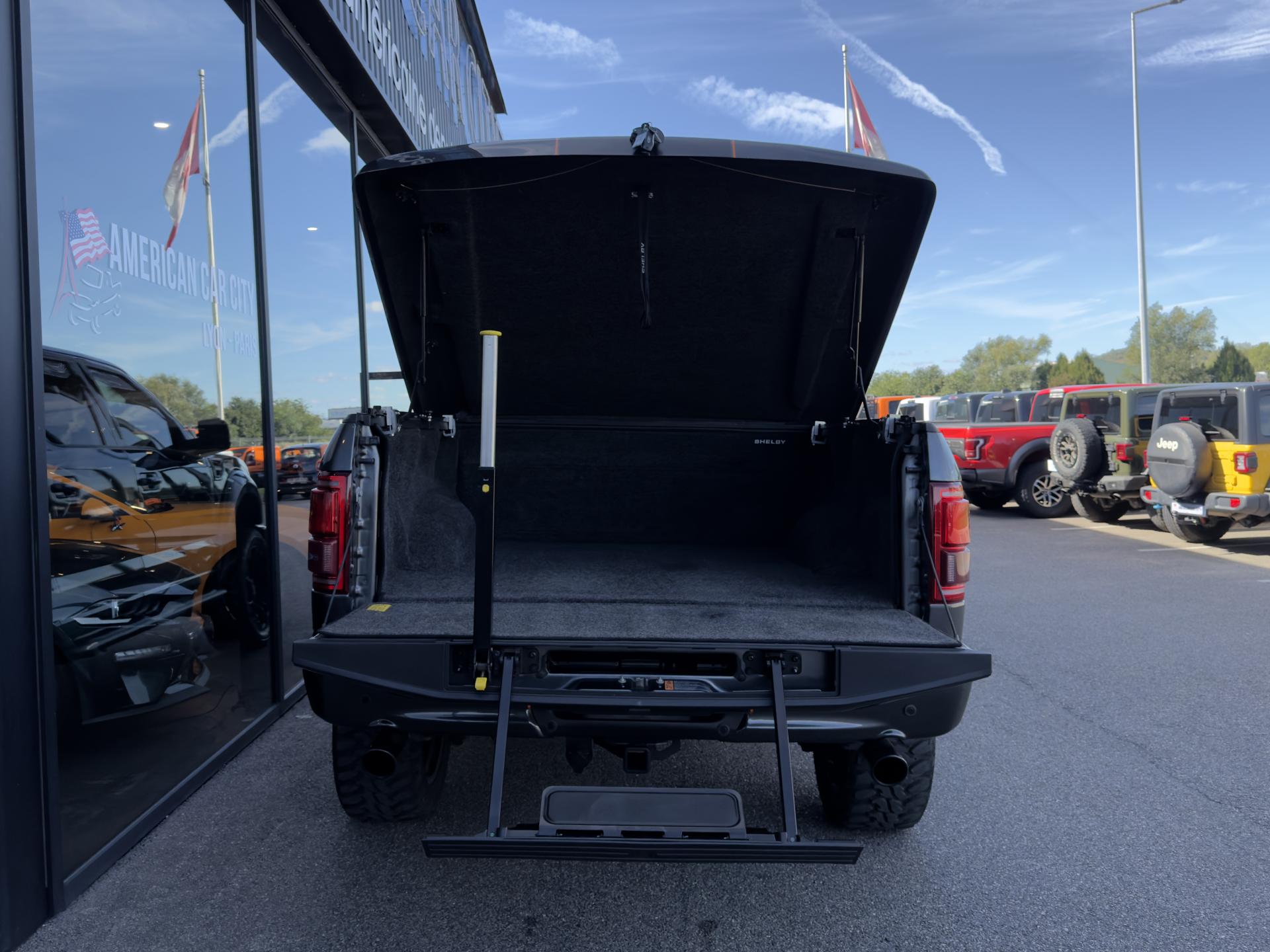 FORD F150 SHELBY OFFROAD V8 SUPERCHARGED