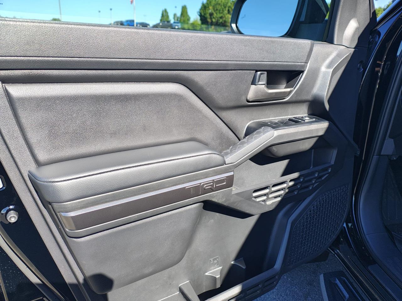 TOYOTA TACOMA TRD OFF ROAD PREMIUM HYBRIDE