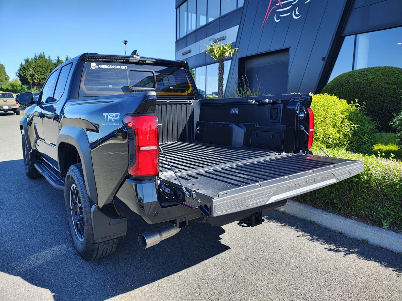 TOYOTA TACOMA TRD OFF ROAD PREMIUM HYBRIDE