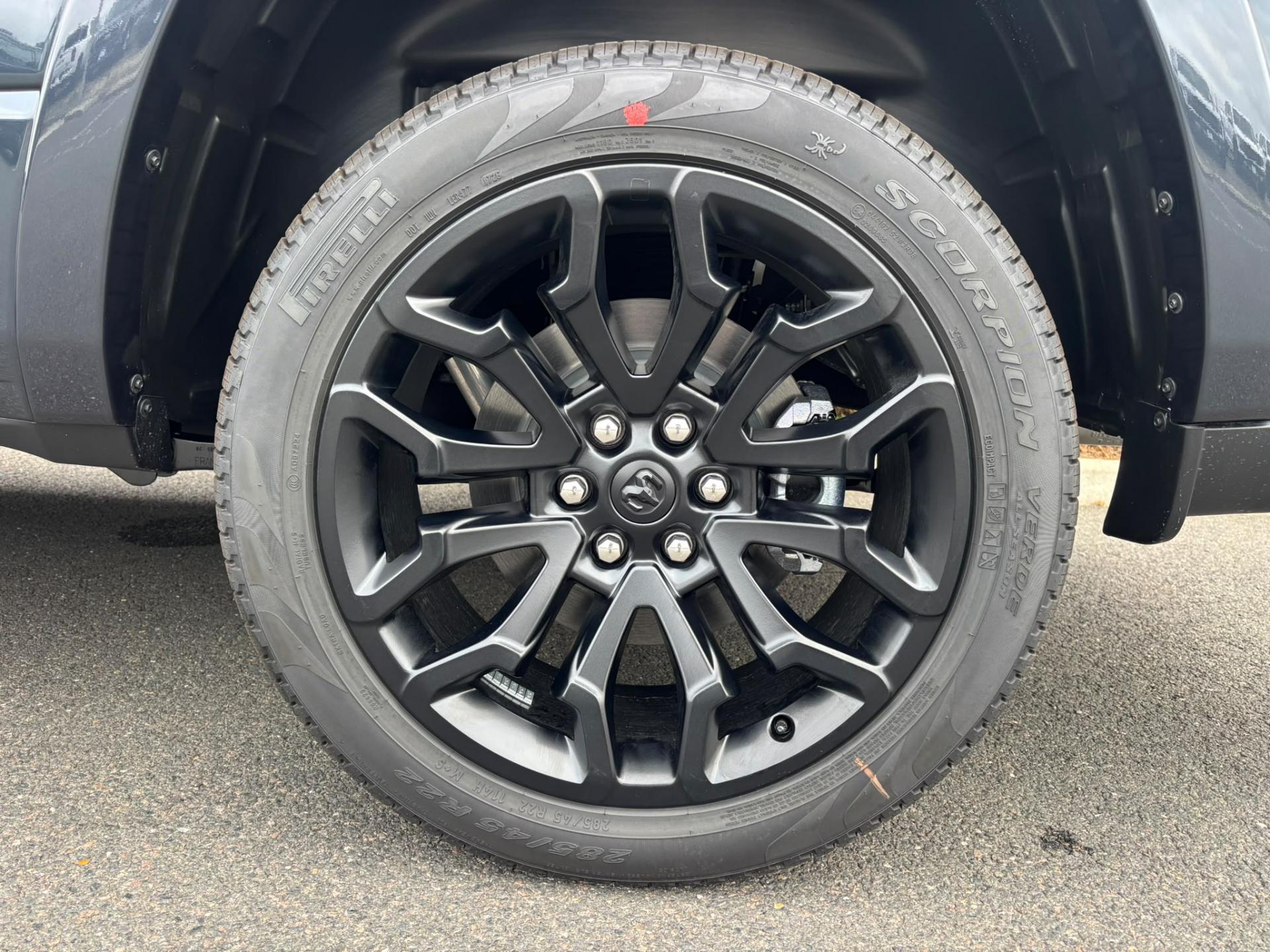 DODGE RAM 1500 CREW LIMITED NIGHT EDITION RAMBOX HAYON MULTI V8 5,7L