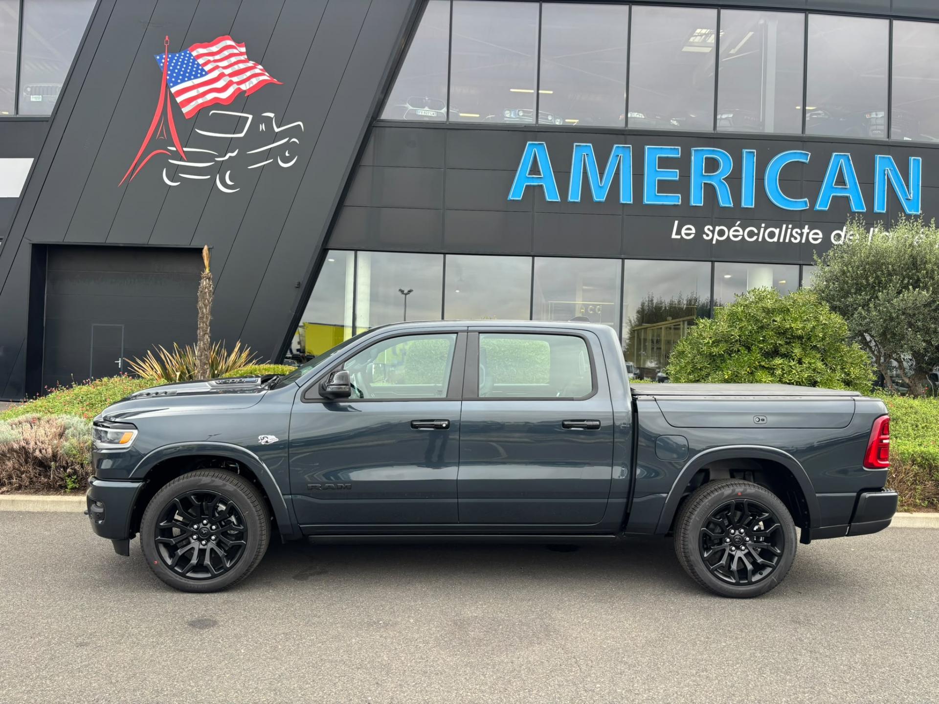 DODGE RAM 1500 CREW LIMITED NIGHT EDITION RAMBOX HAYON MULTI V8 5,7L