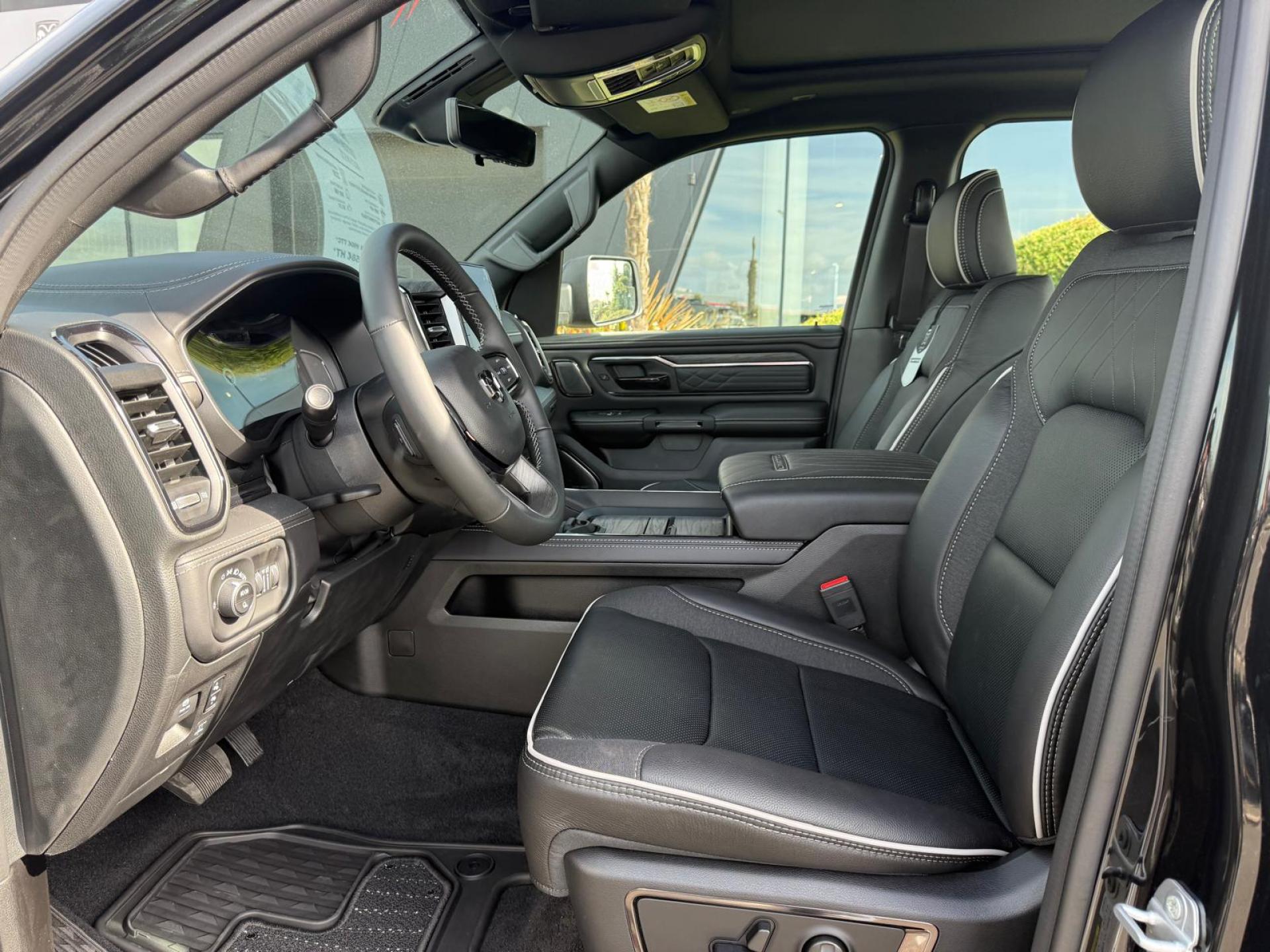 DODGE RAM 1500 CREW LIMITED NIGHT EDITION RAMBOX HAYON MULTI V8 5,7L