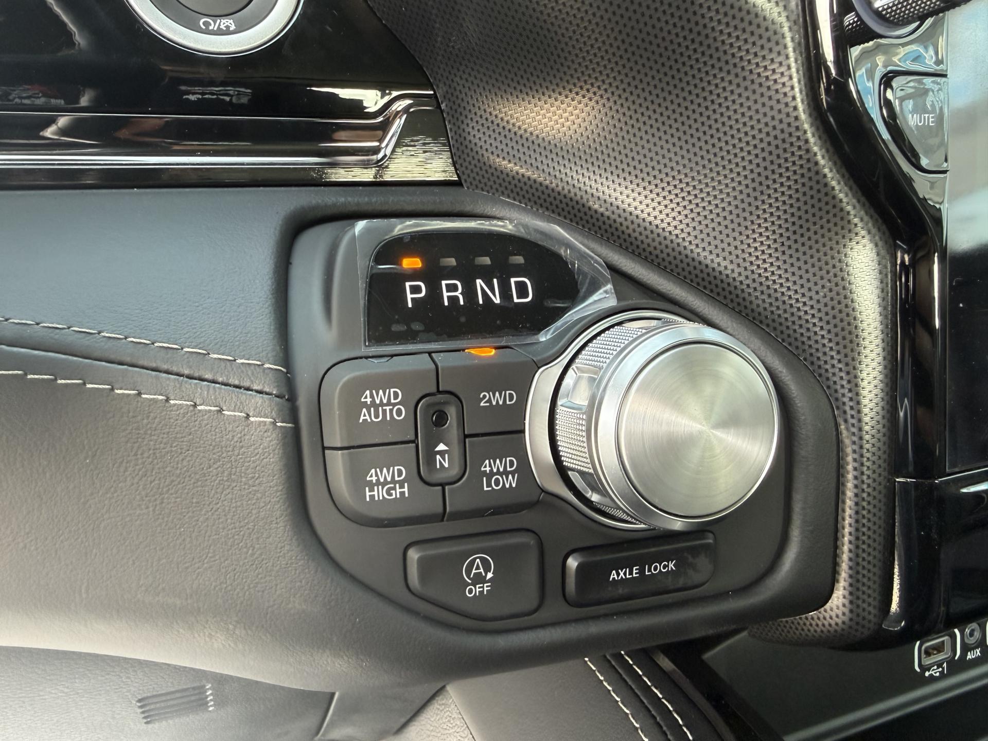 DODGE RAM 1500 CREW LIMITED NIGHT EDITION RAMBOX HAYON MULTI V8 5,7L
