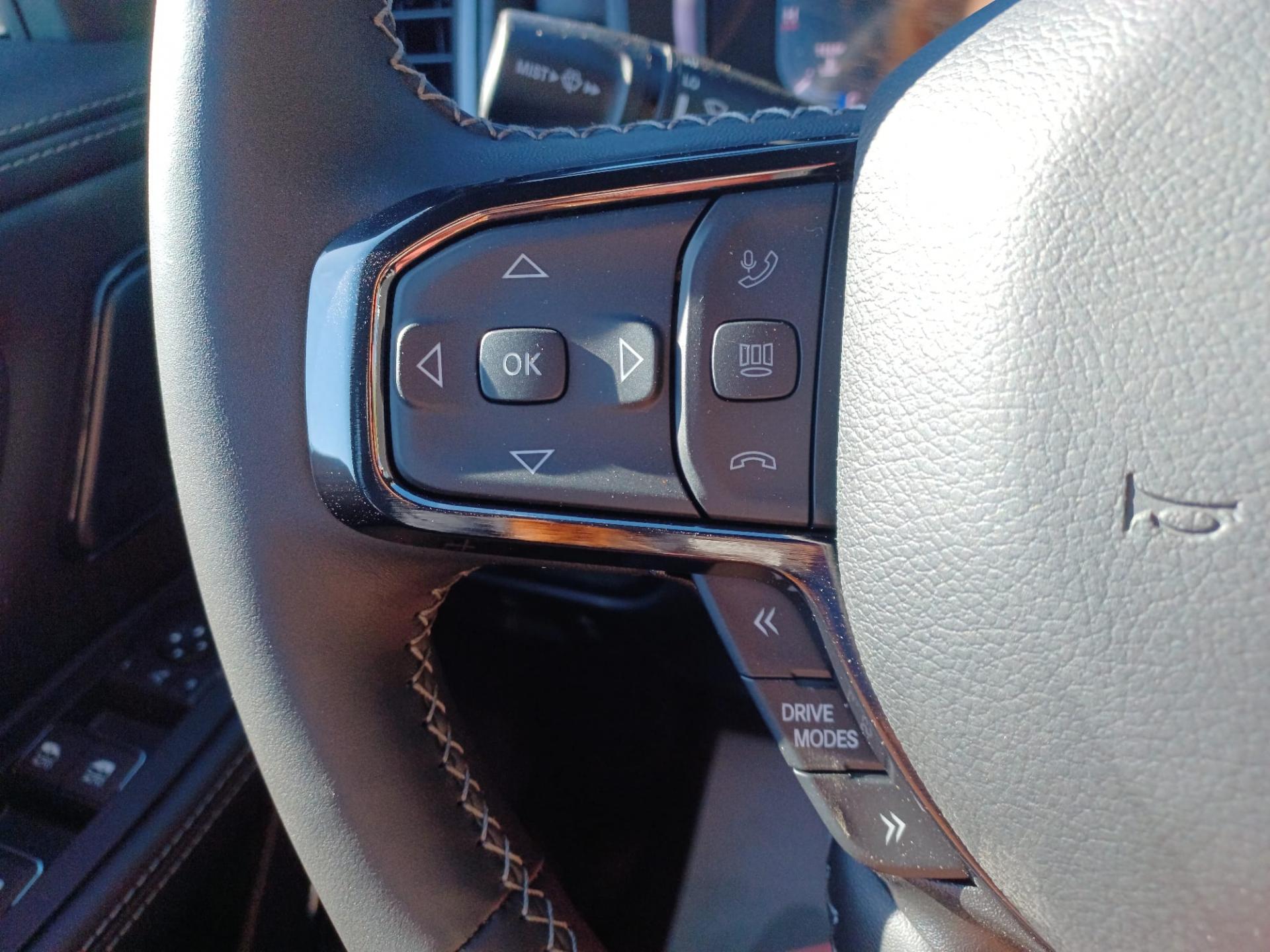 DODGE RAM 1500 CREW LIMITED NIGHT EDITION RAMBOX HAYON MULTI V8 5,7L