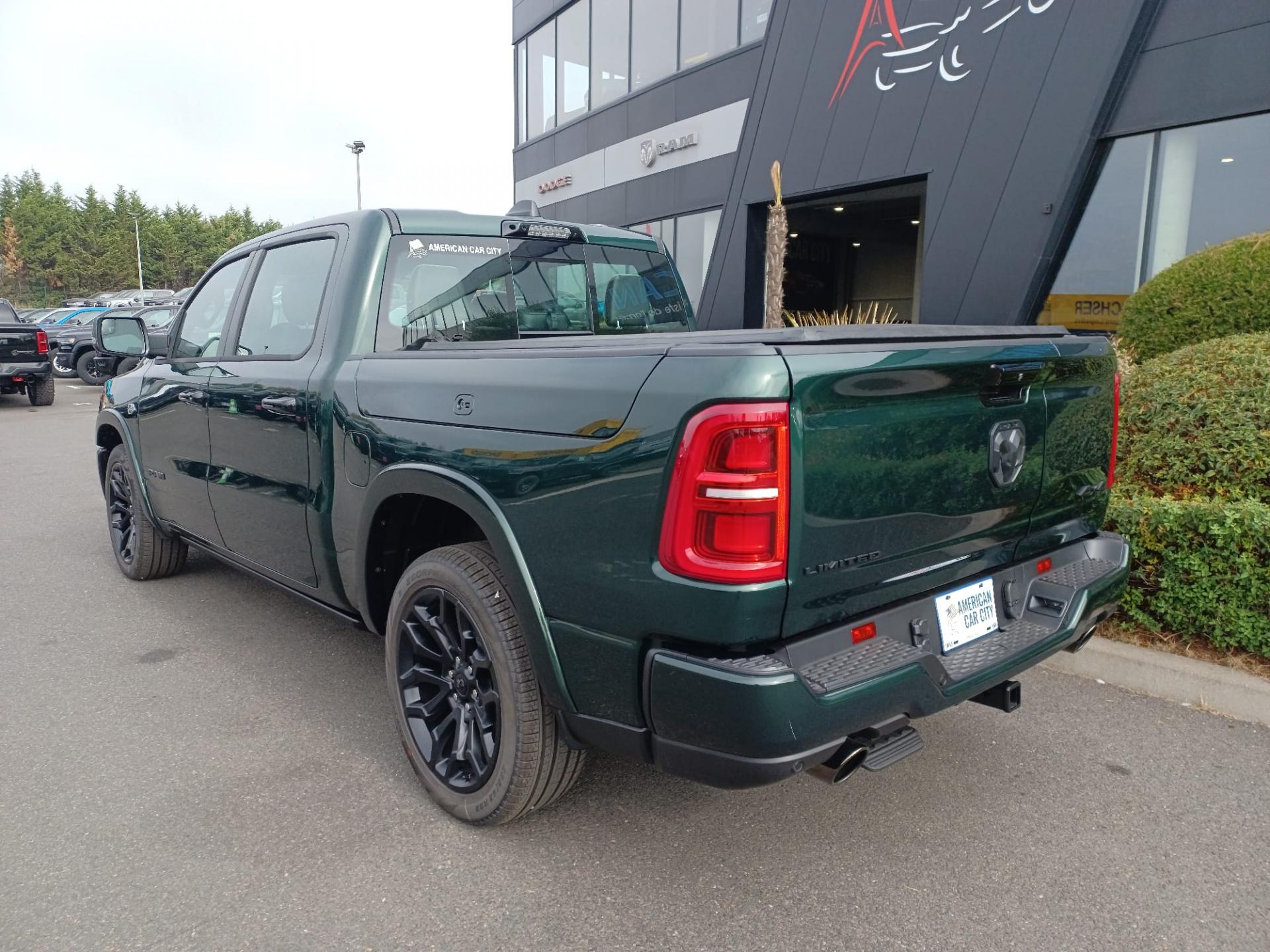 DODGE RAM 1500 CREW LIMITED NIGHT EDITION RAMBOX HAYON MULTI V8 5,7L