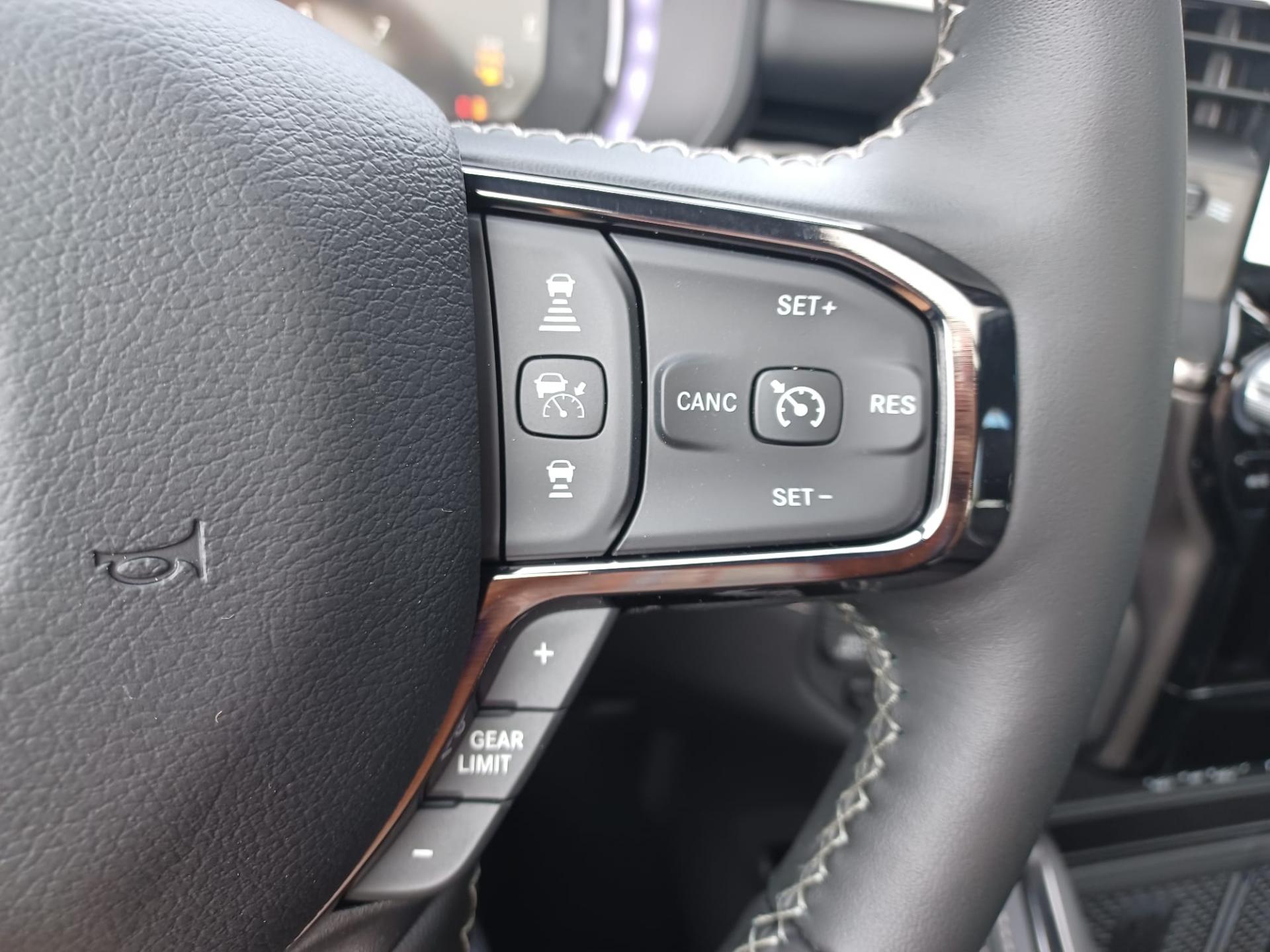 DODGE RAM 1500 CREW LIMITED NIGHT EDITION RAMBOX HAYON MULTI V8 5,7L