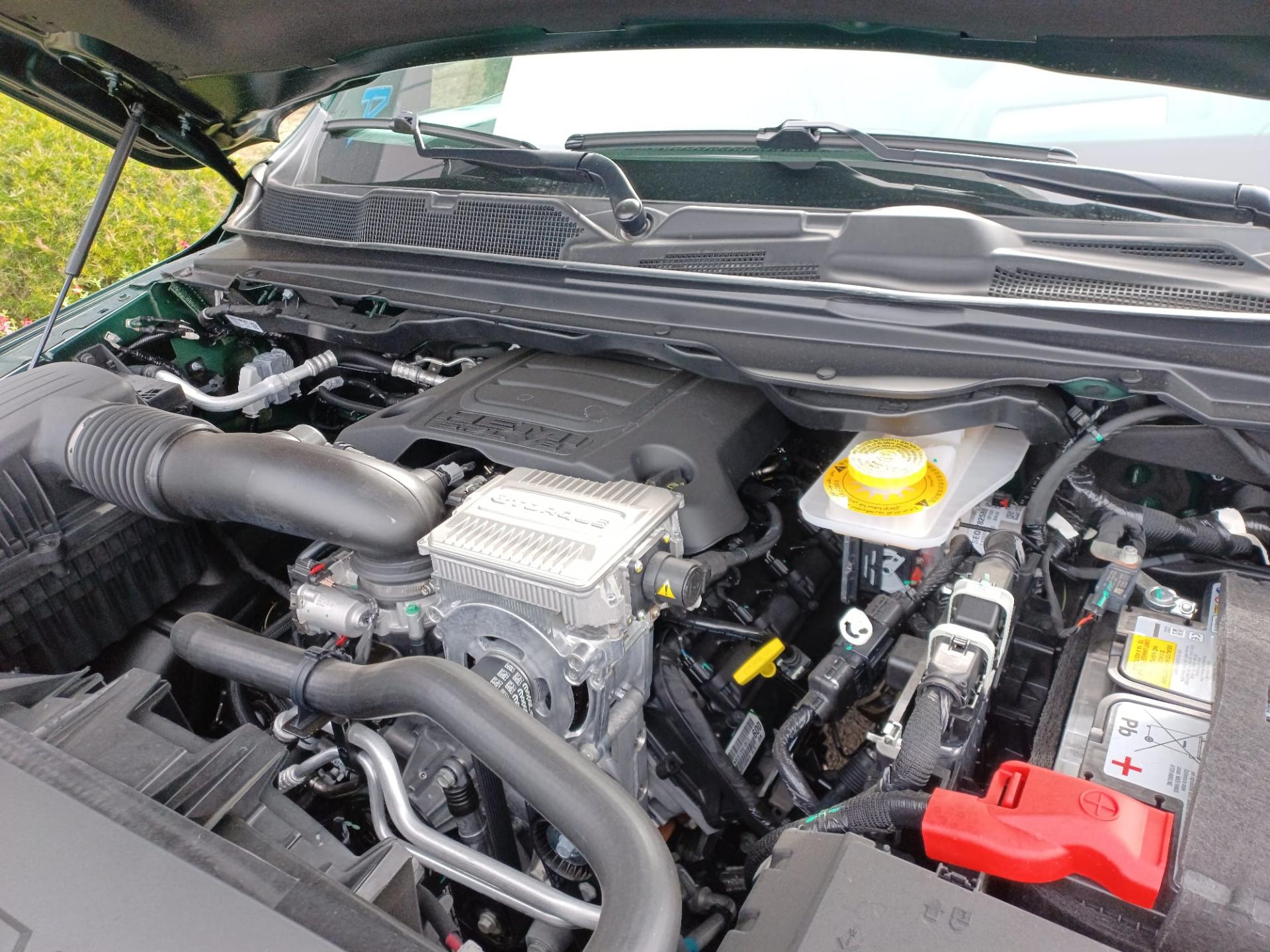 DODGE RAM 1500 CREW LIMITED NIGHT EDITION RAMBOX HAYON MULTI V8 5,7L