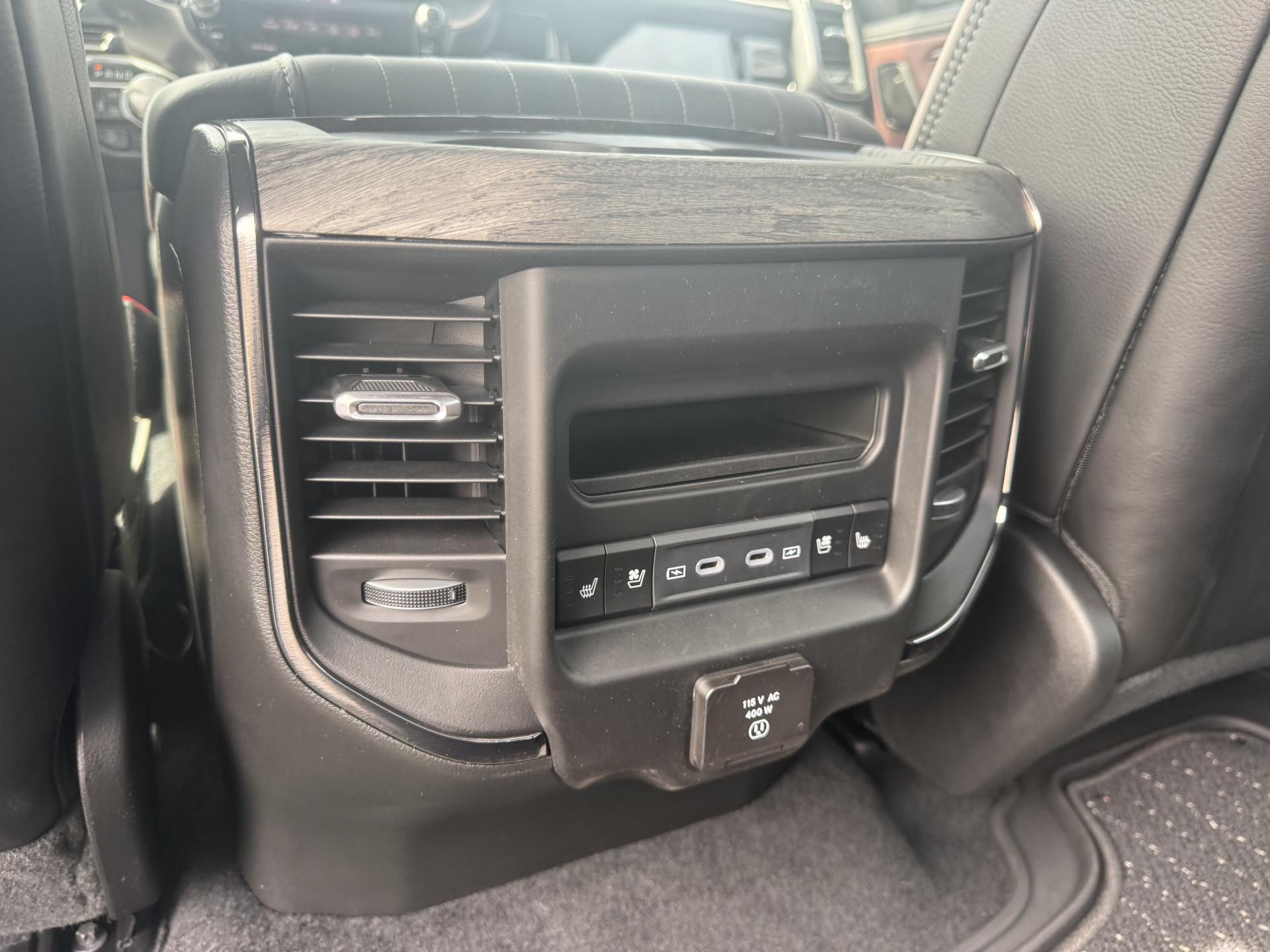 DODGE RAM 1500 CREW LIMITED NIGHT EDITION HAYON MULTI V8 5,7L