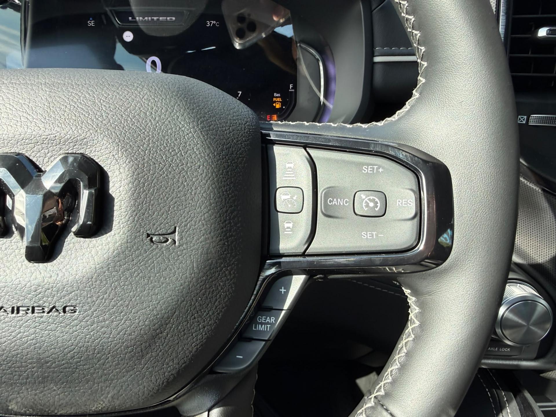 DODGE RAM 1500 CREW LIMITED NIGHT EDITION RAMBOX HAYON MULTI V8 5,7L
