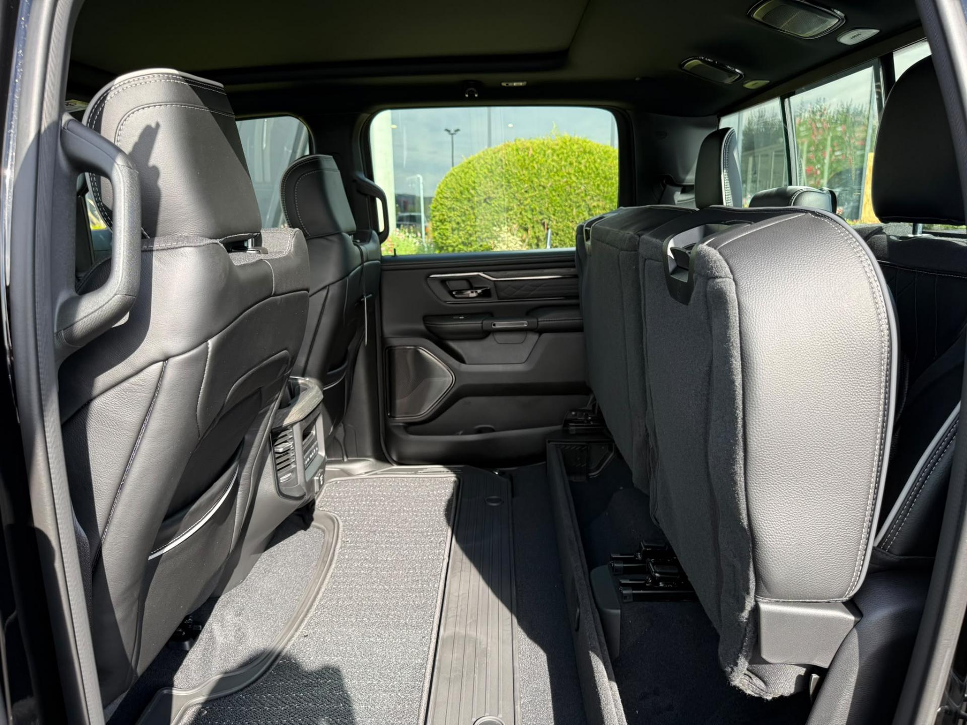 DODGE RAM 1500 CREW LIMITED NIGHT EDITION RAMBOX HAYON MULTI V8 5,7L