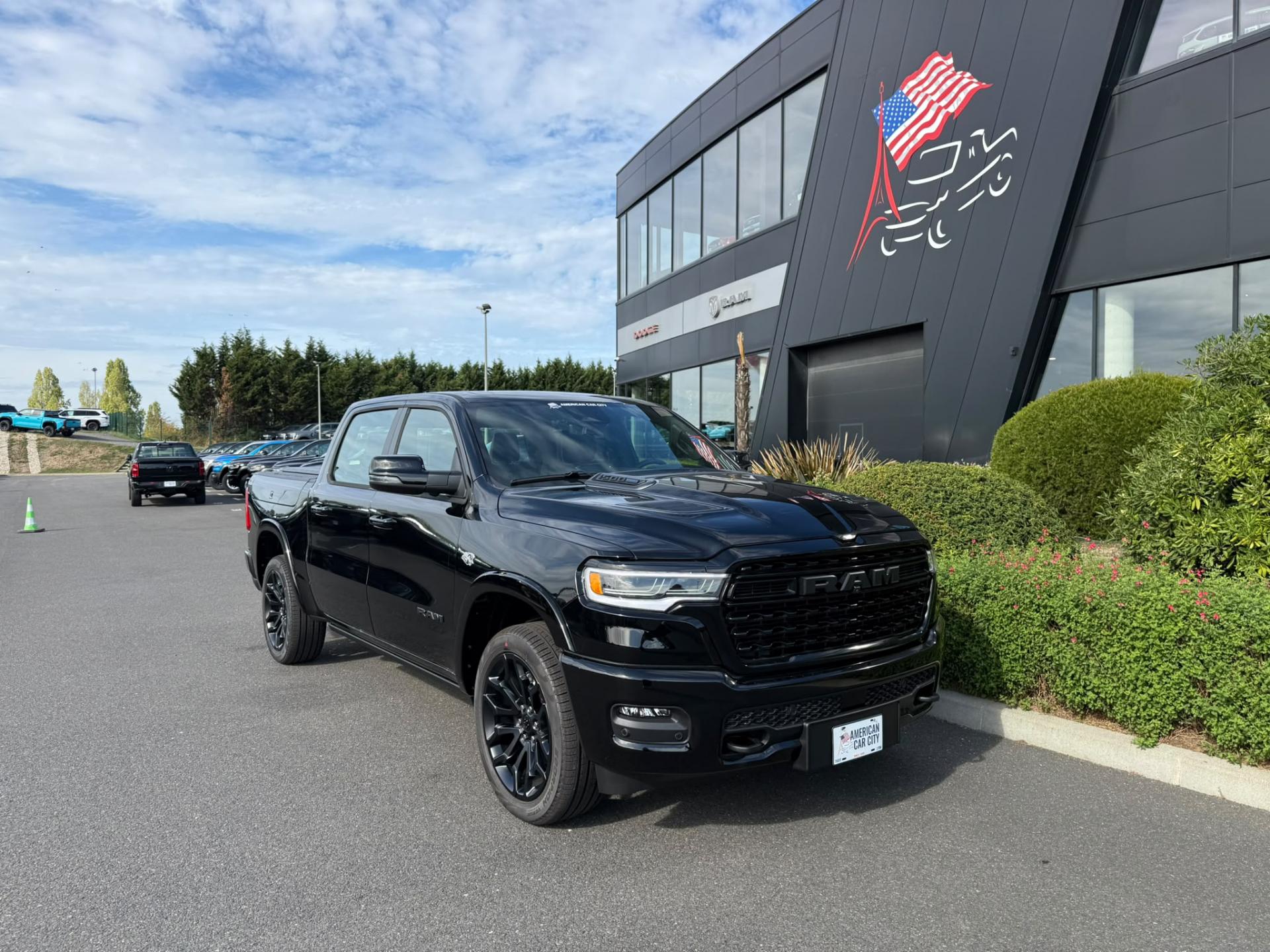 DODGE RAM 1500 CREW LIMITED NIGHT EDITION RAMBOX HAYON MULTI V8 5,7L