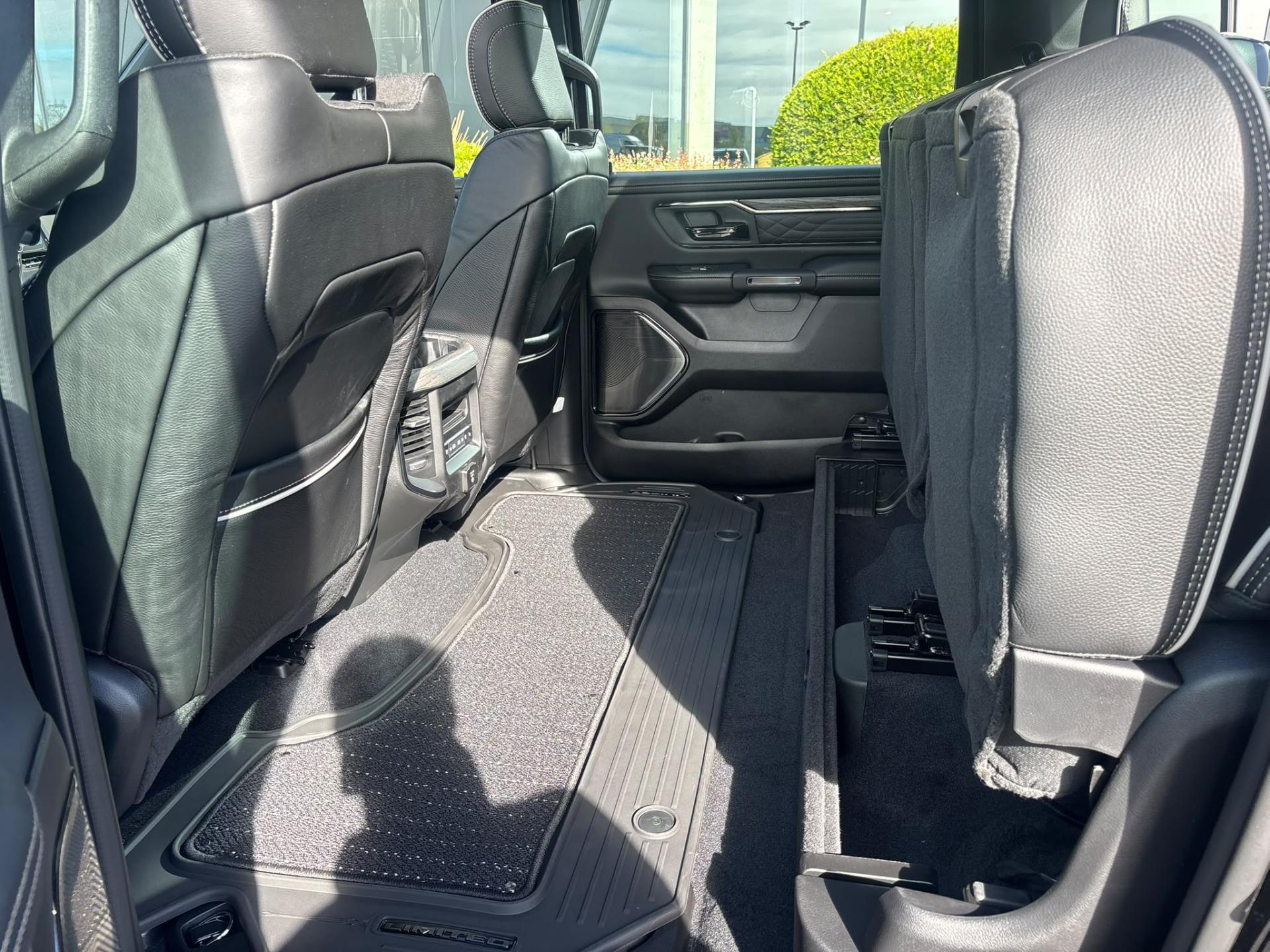 DODGE RAM 1500 CREW LIMITED NIGHT EDITION RAMBOX HAYON MULTI V8 5,7L