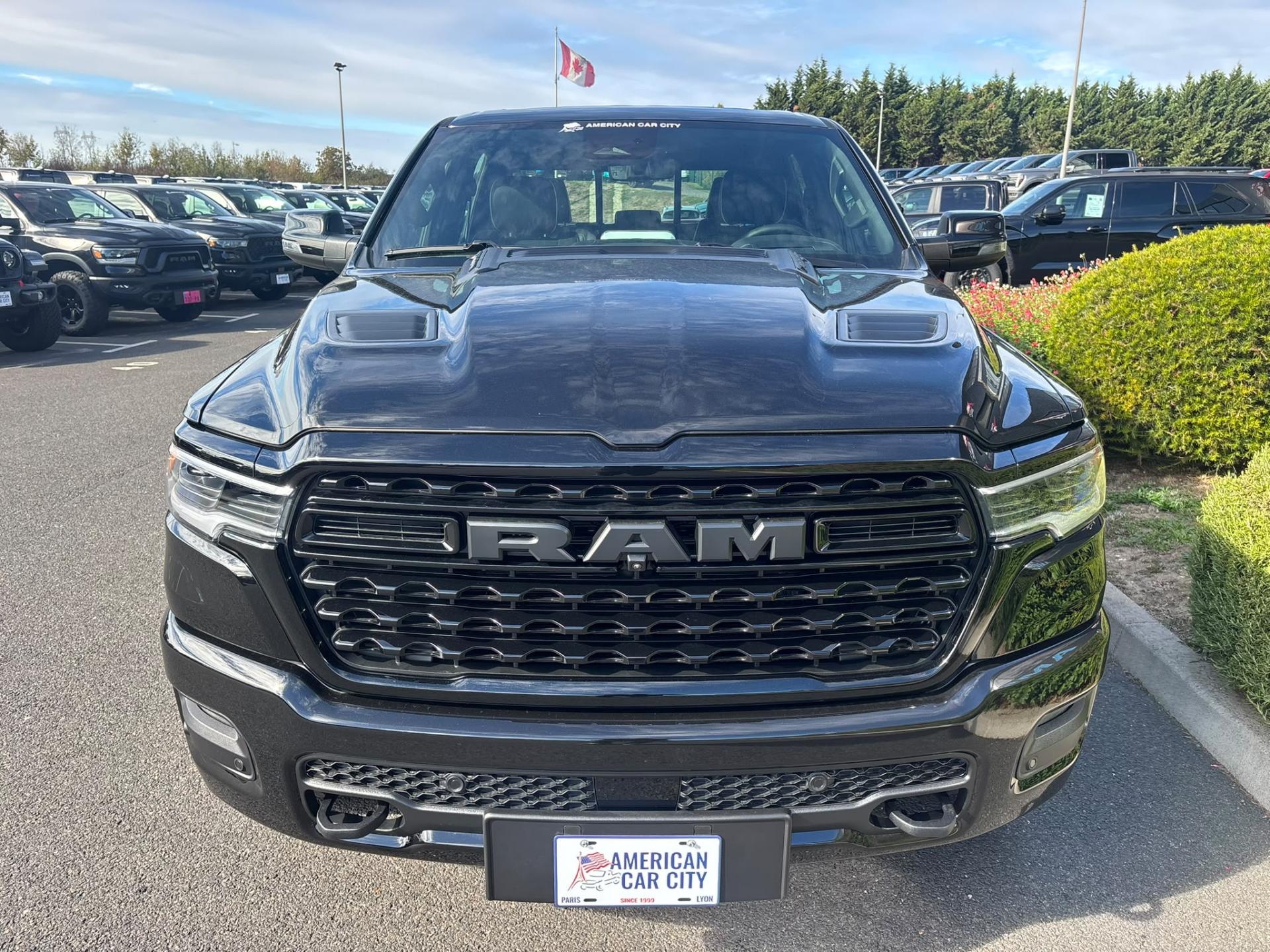 DODGE RAM 1500 CREW LIMITED NIGHT EDITION RAMBOX HAYON MULTI V8 5,7L