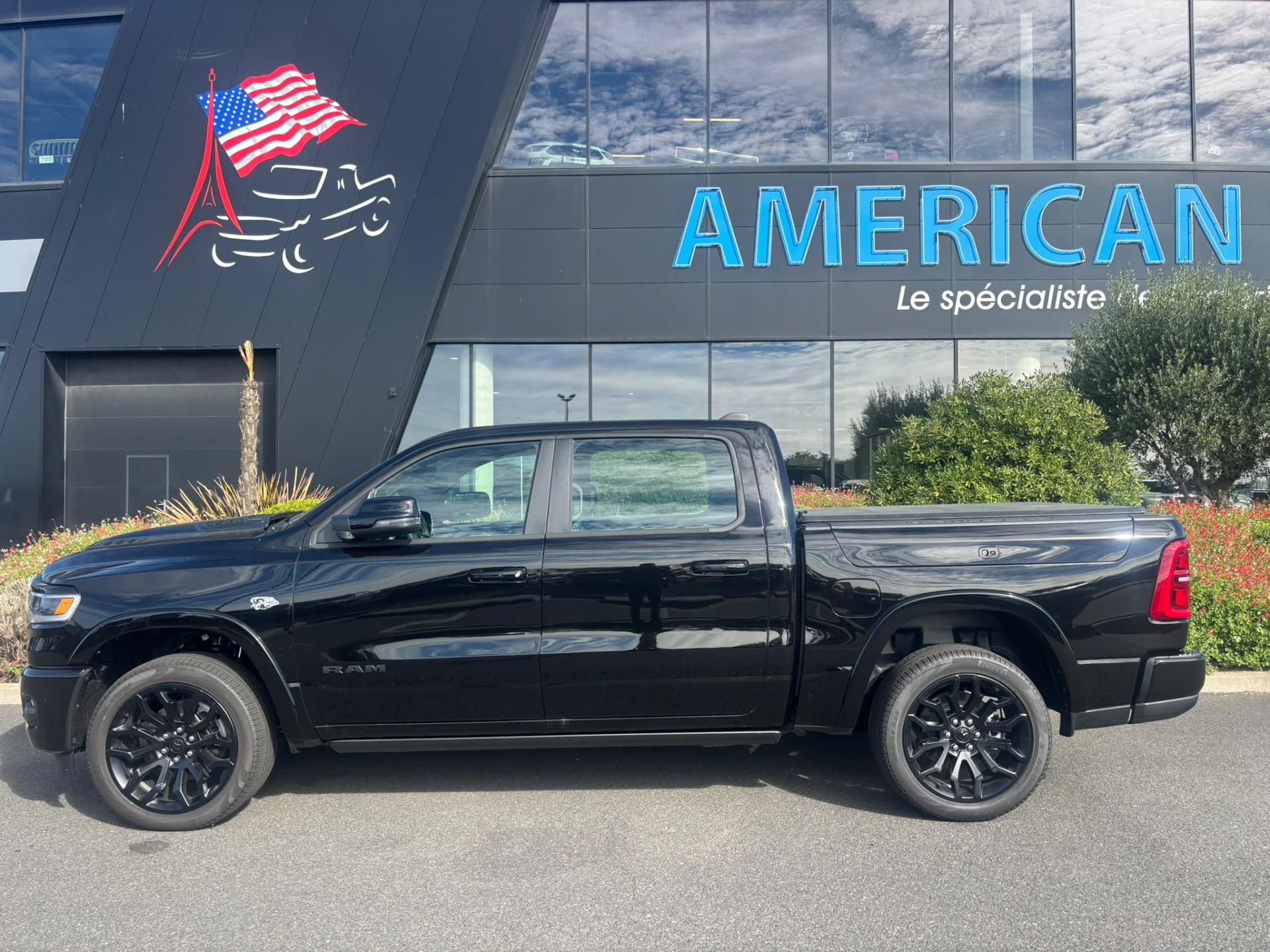DODGE RAM 1500 CREW LIMITED NIGHT EDITION RAMBOX HAYON MULTI V8 5,7L