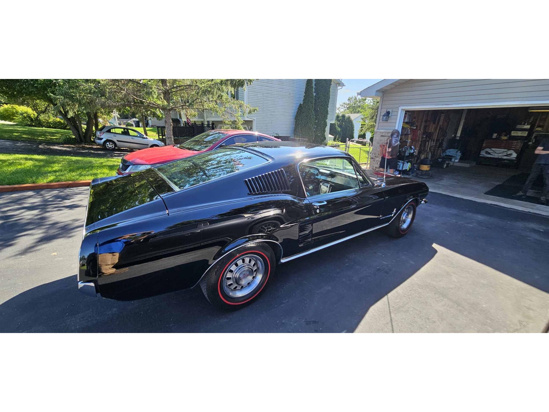 FORD MUSTANG FASTBACK 289 code A Full matching