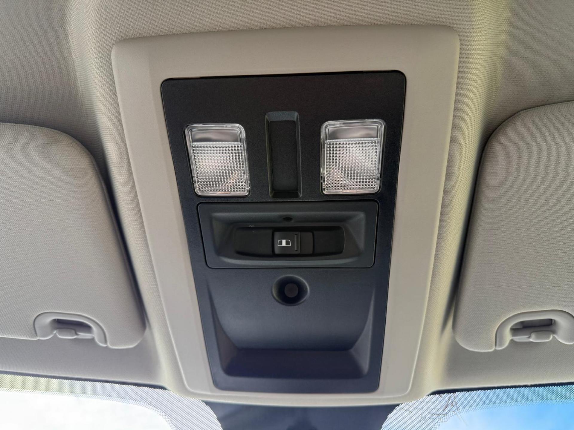DODGE RAM 1500 CREW SLT CLASSIC BLACK PACKAGE