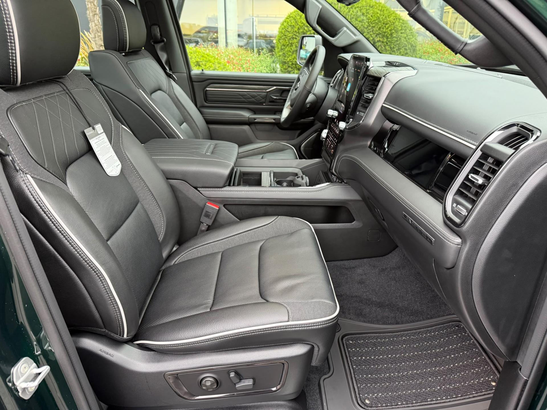 DODGE RAM 1500 CREW LIMITED NIGHT EDITION RAMBOX HAYON MULTI V8 5,7L