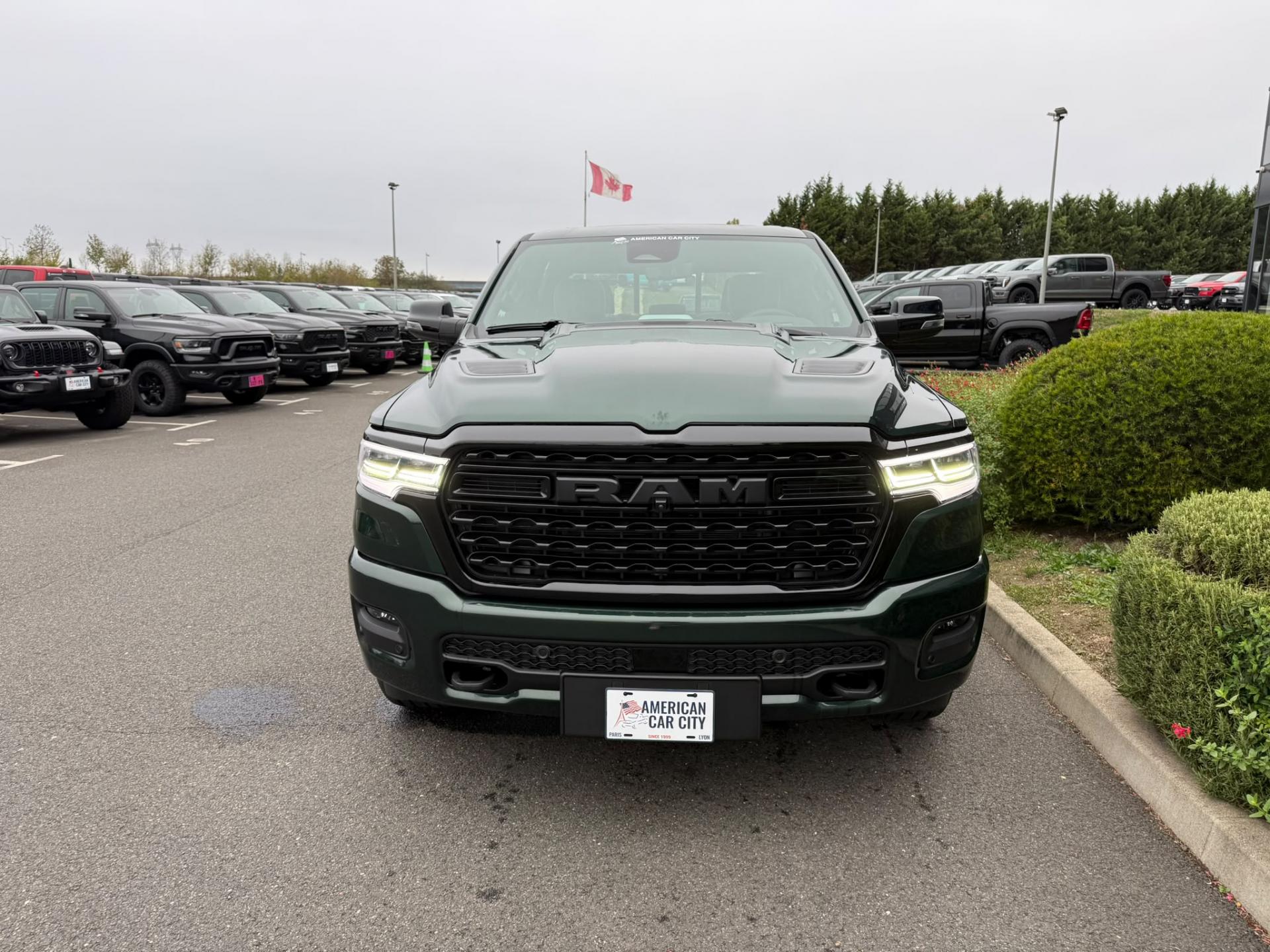 DODGE RAM 1500 CREW LIMITED NIGHT EDITION RAMBOX HAYON MULTI V8 5,7L