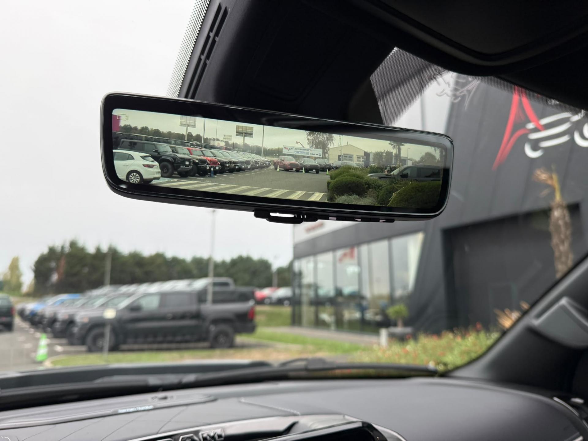 DODGE RAM 1500 CREW LIMITED NIGHT EDITION RAMBOX HAYON MULTI V8 5,7L
