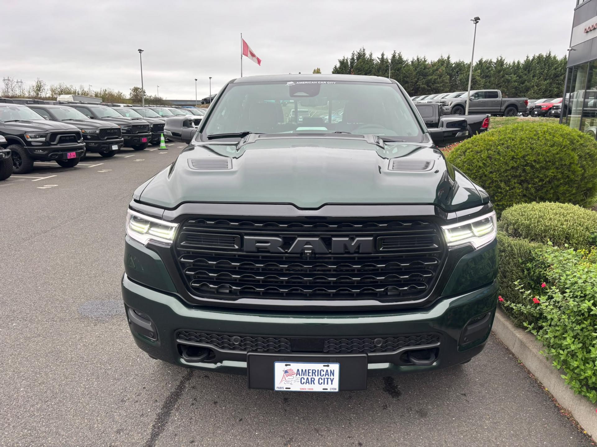 DODGE RAM 1500 CREW LIMITED NIGHT EDITION RAMBOX HAYON MULTI V8 5,7L