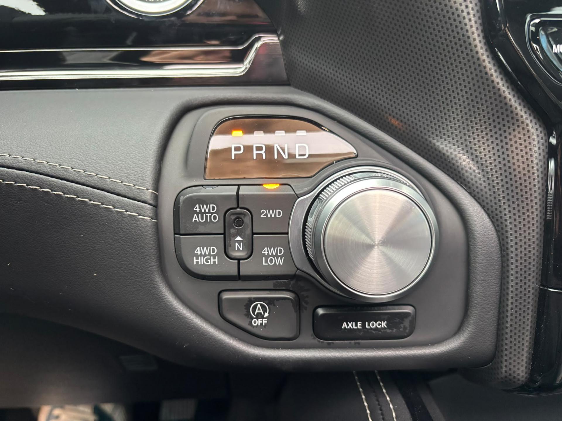 DODGE RAM 1500 CREW LIMITED NIGHT EDITION RAMBOX HAYON MULTI V8 5,7L