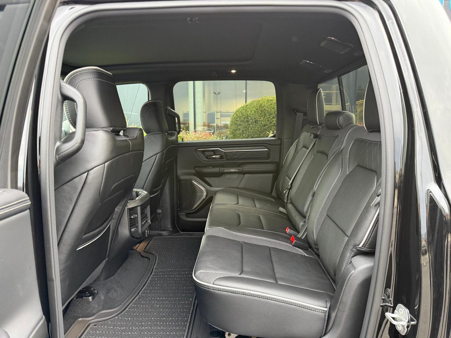 DODGE RAM 1500 CREW LIMITED [BATMAN] EDITION RAMBOX HAYON MULTI V8 5,7L