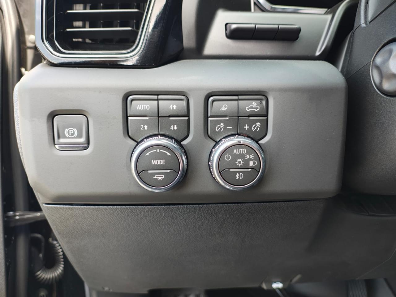 GMC Sierra 1500 Crew cab AT4 4x4 V8 6,2L