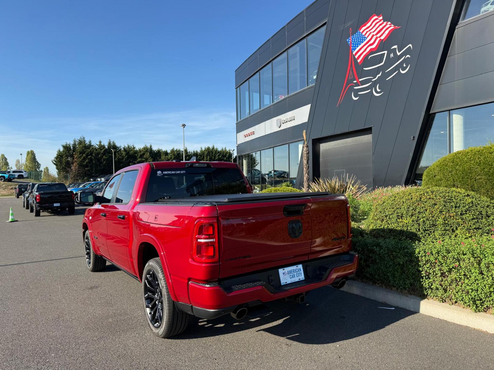 DODGE RAM 1500 CREW LIMITED NIGHT EDITION RAMBOX HAYON MULTI V8 5,7L