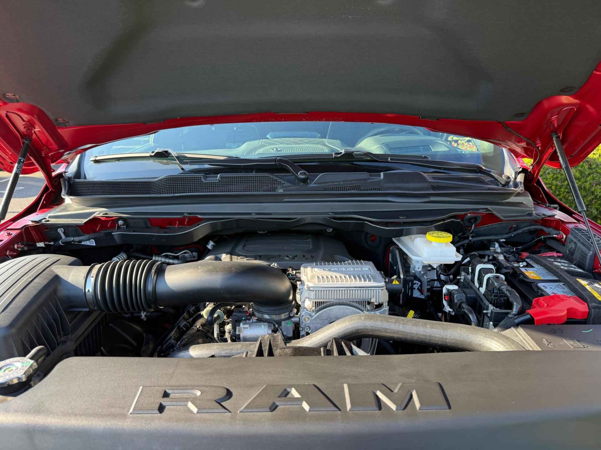 DODGE RAM 1500 CREW LIMITED NIGHT EDITION RAMBOX HAYON MULTI V8 5,7L