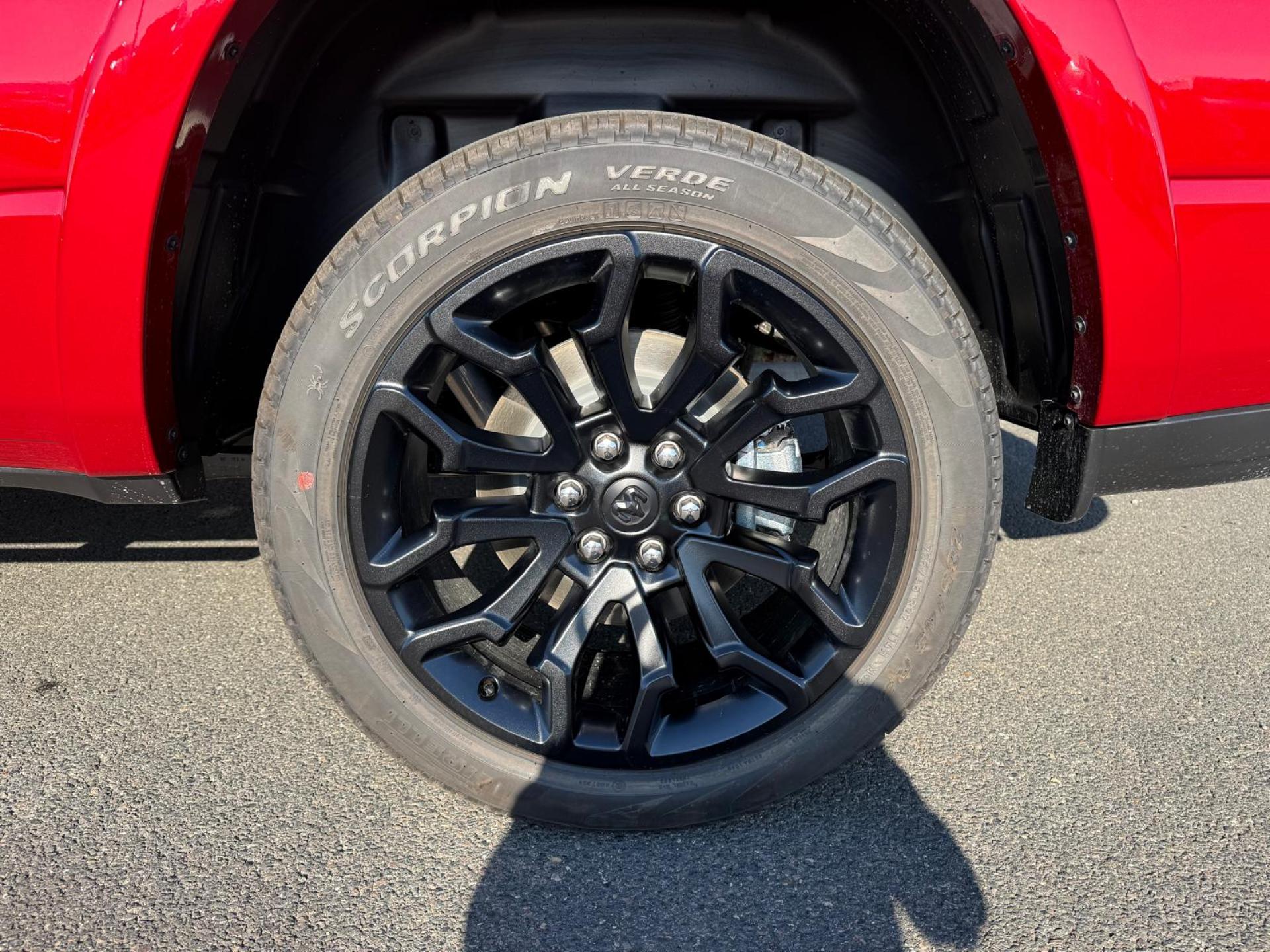 DODGE RAM 1500 CREW LIMITED NIGHT EDITION RAMBOX HAYON MULTI V8 5,7L
