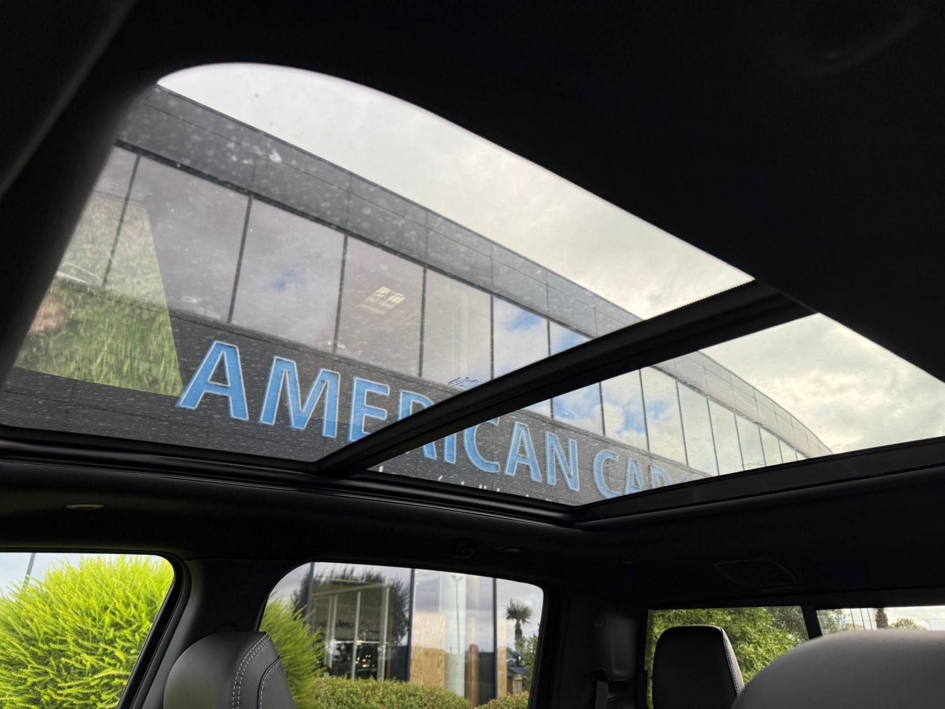 DODGE RAM 1500 CREW CAB SPORT NIGHT EDITION V8