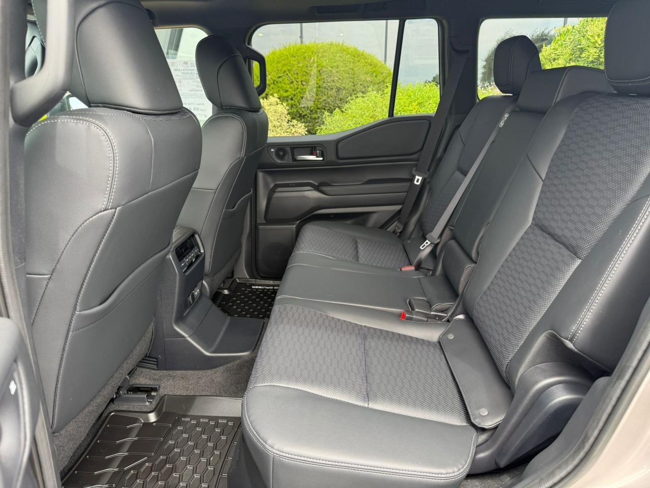 TOYOTA LAND CRUISER PREMIUM PACKAGE 4WD WAGON HYBRID