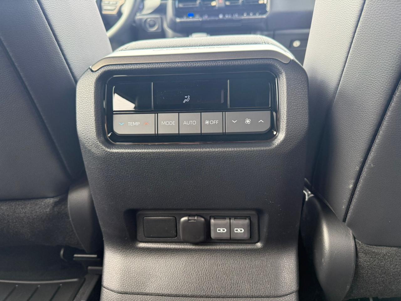 TOYOTA LAND CRUISER PREMIUM PACKAGE 4WD WAGON HYBRID