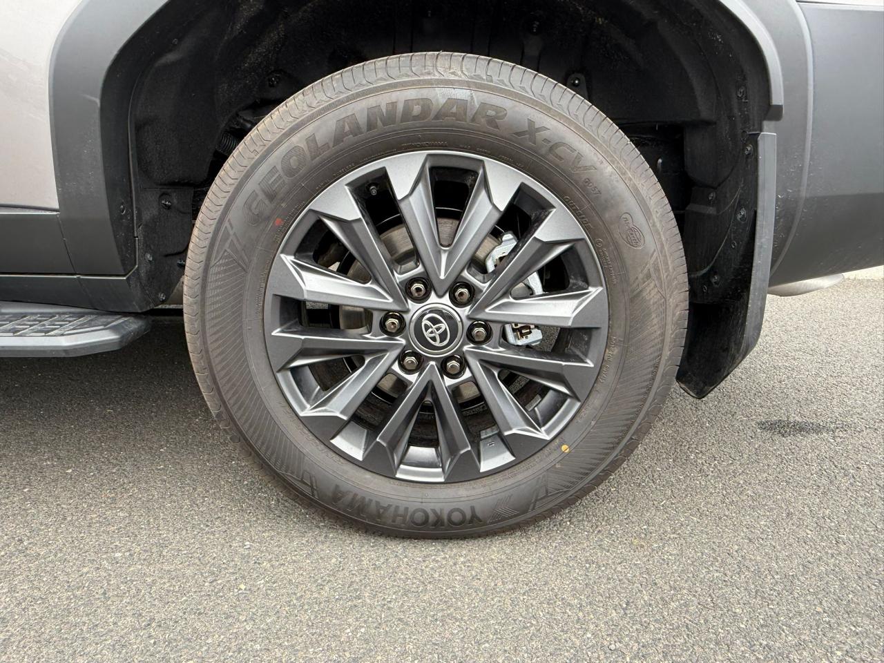TOYOTA LAND CRUISER PREMIUM PACKAGE 4WD WAGON HYBRID