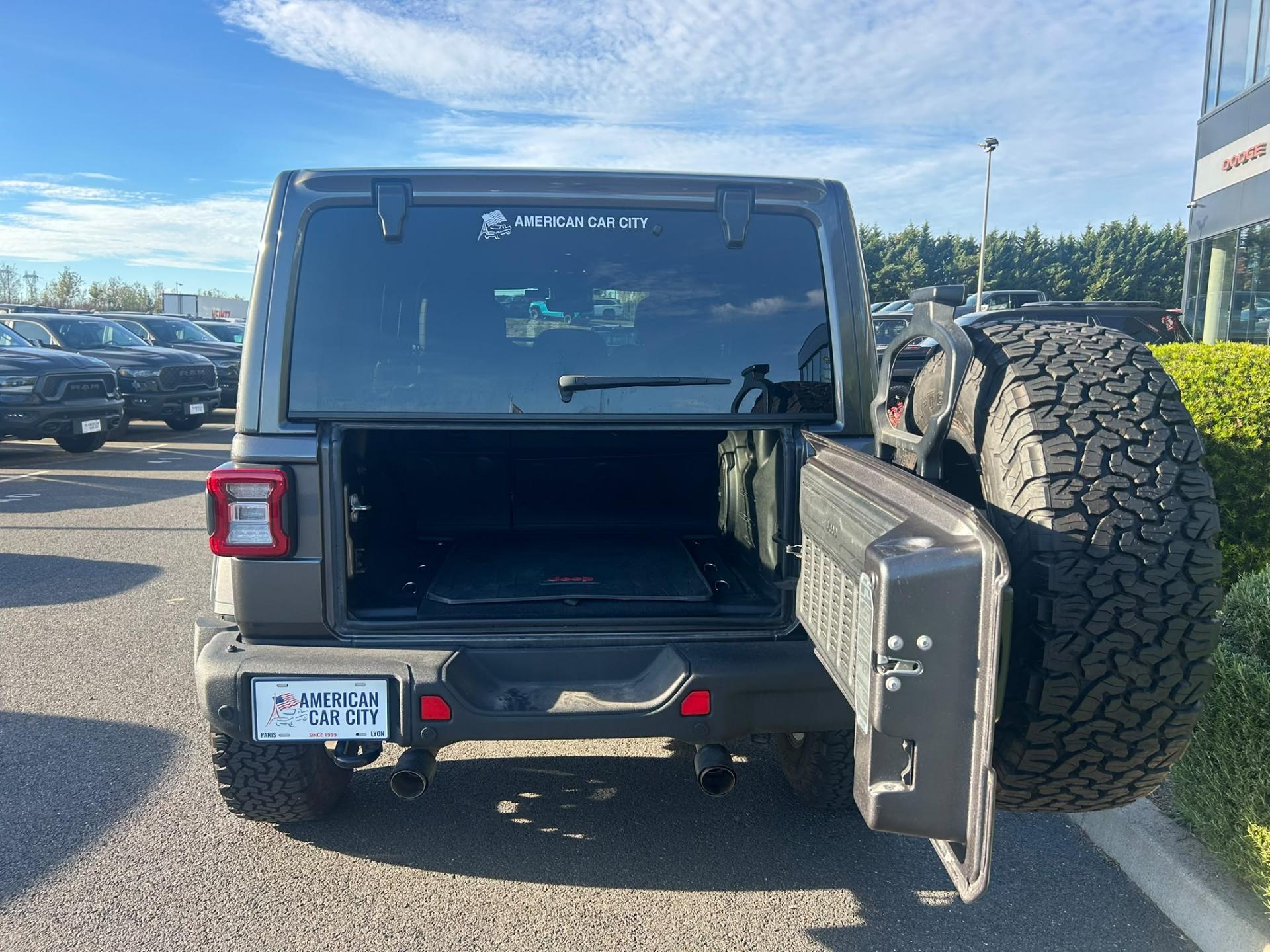 JEEP WRANGLER Unlimited Sahara 2.0i T - 272 - BVA 4x4 - SKYONE TOUCH