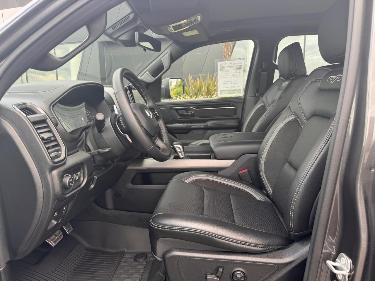 DODGE RAM 1500 CREW REBEL G/T AIR RAMBOX