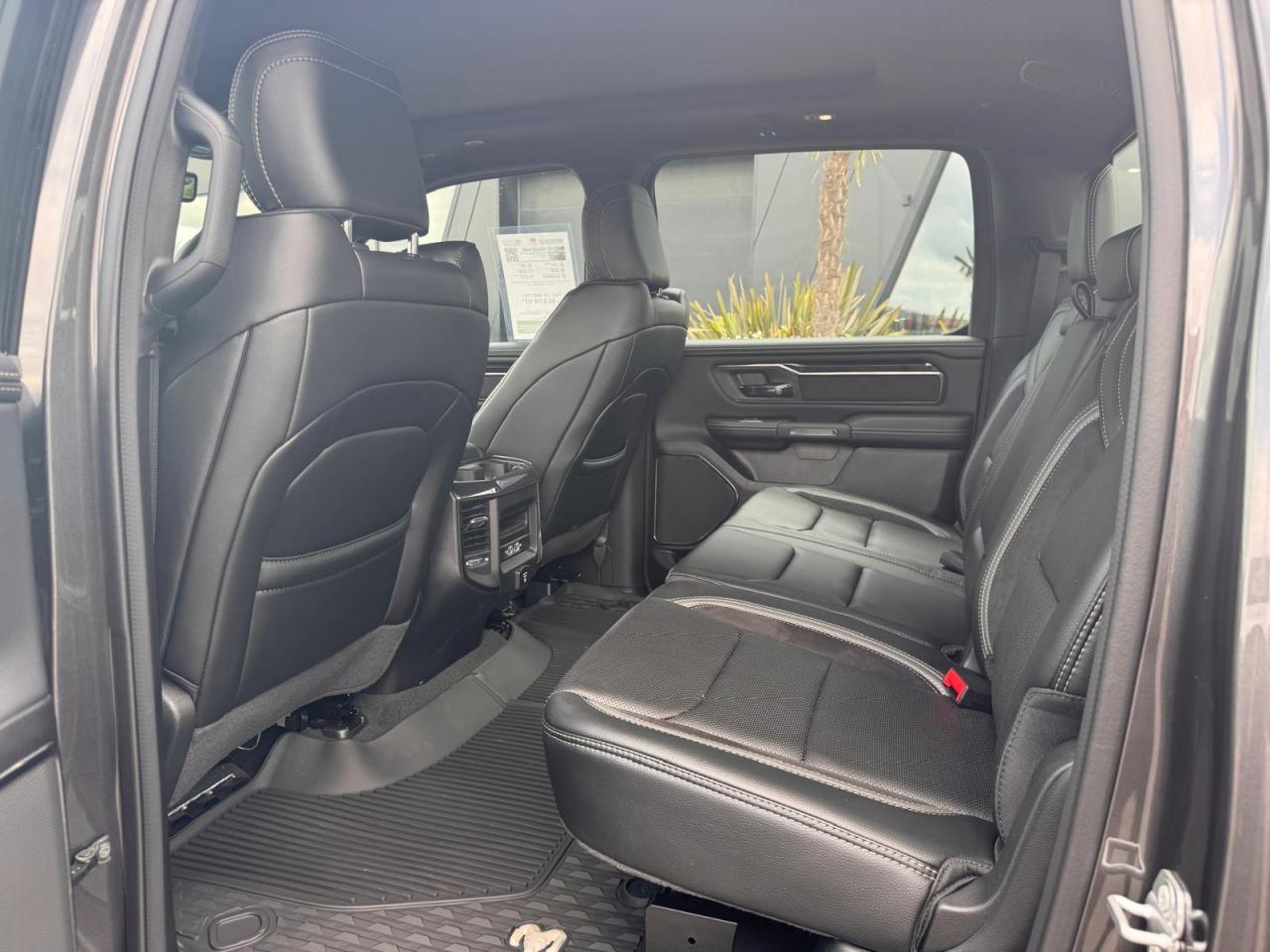 DODGE RAM 1500 CREW REBEL G/T AIR RAMBOX