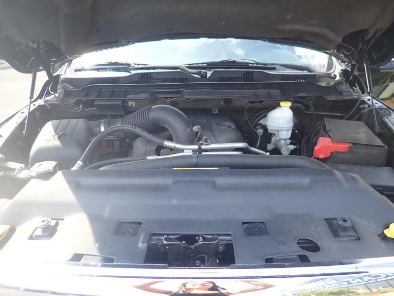 DODGE RAM CREW CAB LARAMIE V8 5.7L 395ch