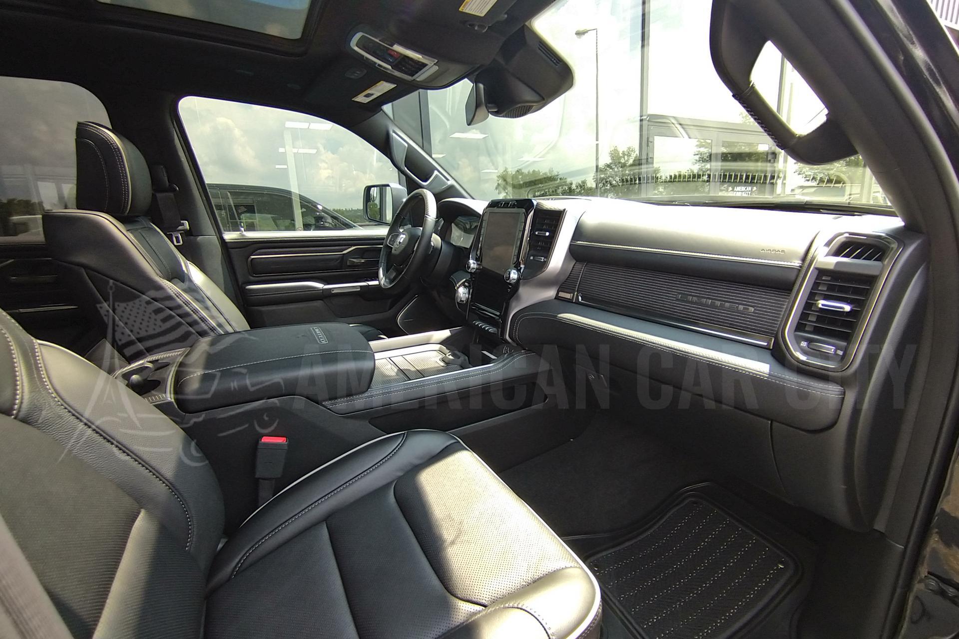 DODGE RAM 1500 CREW LIMITED BLACK PACKAGE 2020