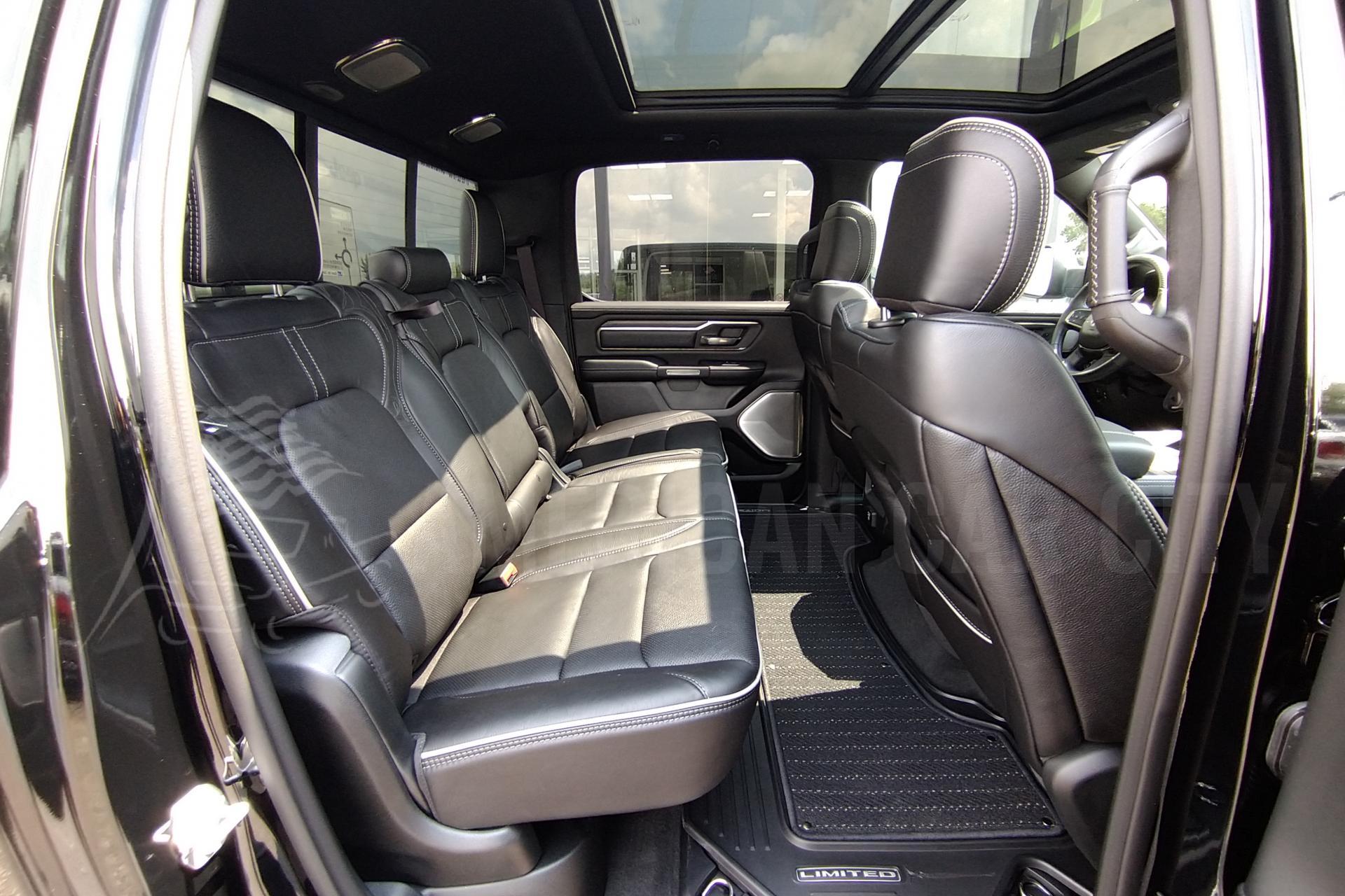 DODGE RAM 1500 CREW LIMITED BLACK PACKAGE 2020