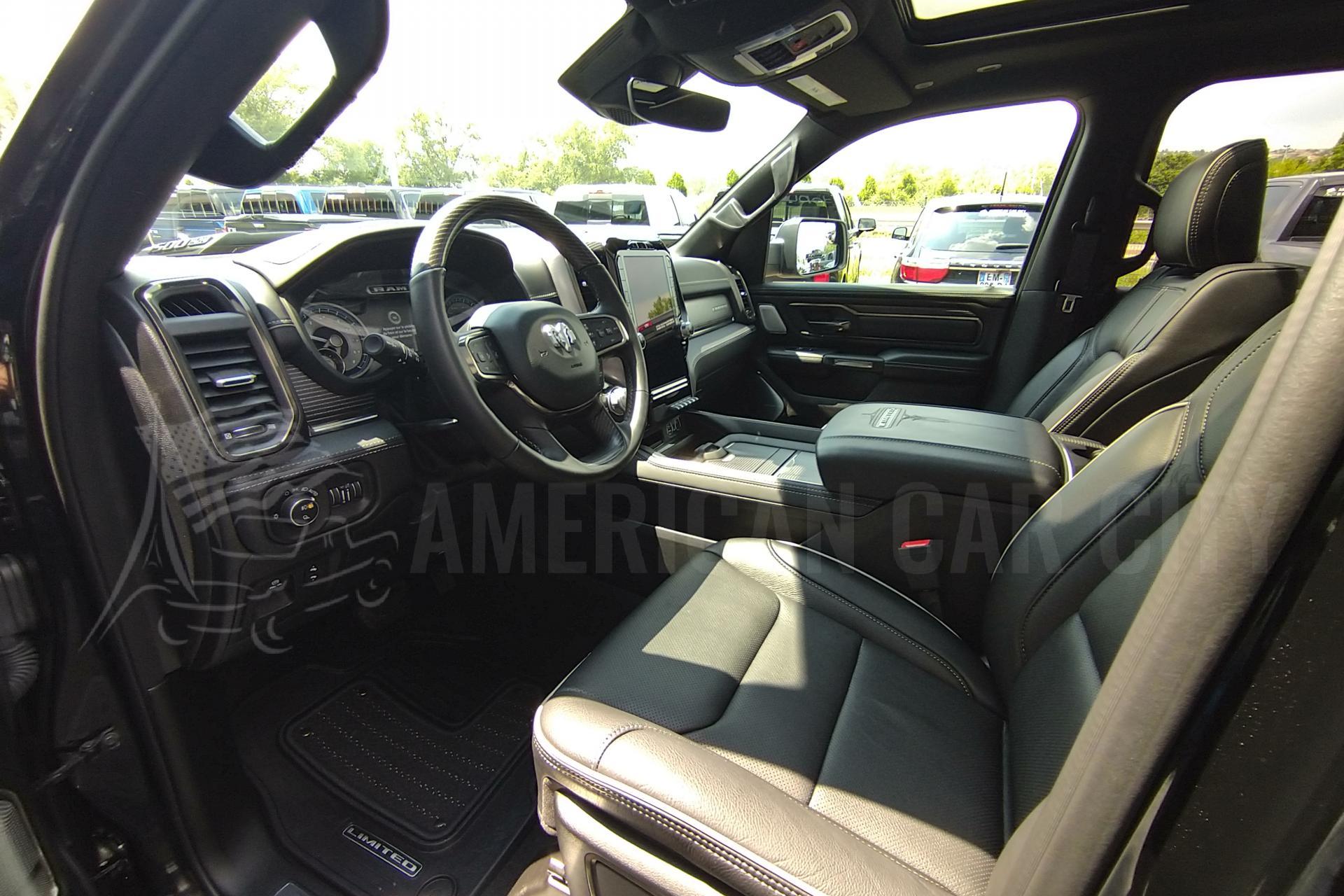 DODGE RAM 1500 CREW LIMITED BLACK PACKAGE 2020