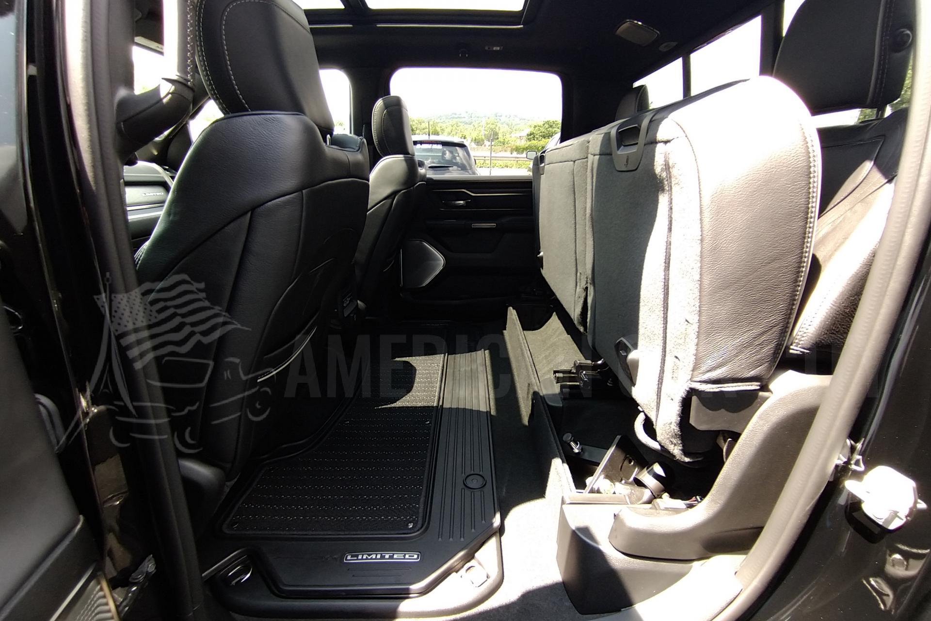 DODGE RAM 1500 CREW LIMITED BLACK PACKAGE 2020