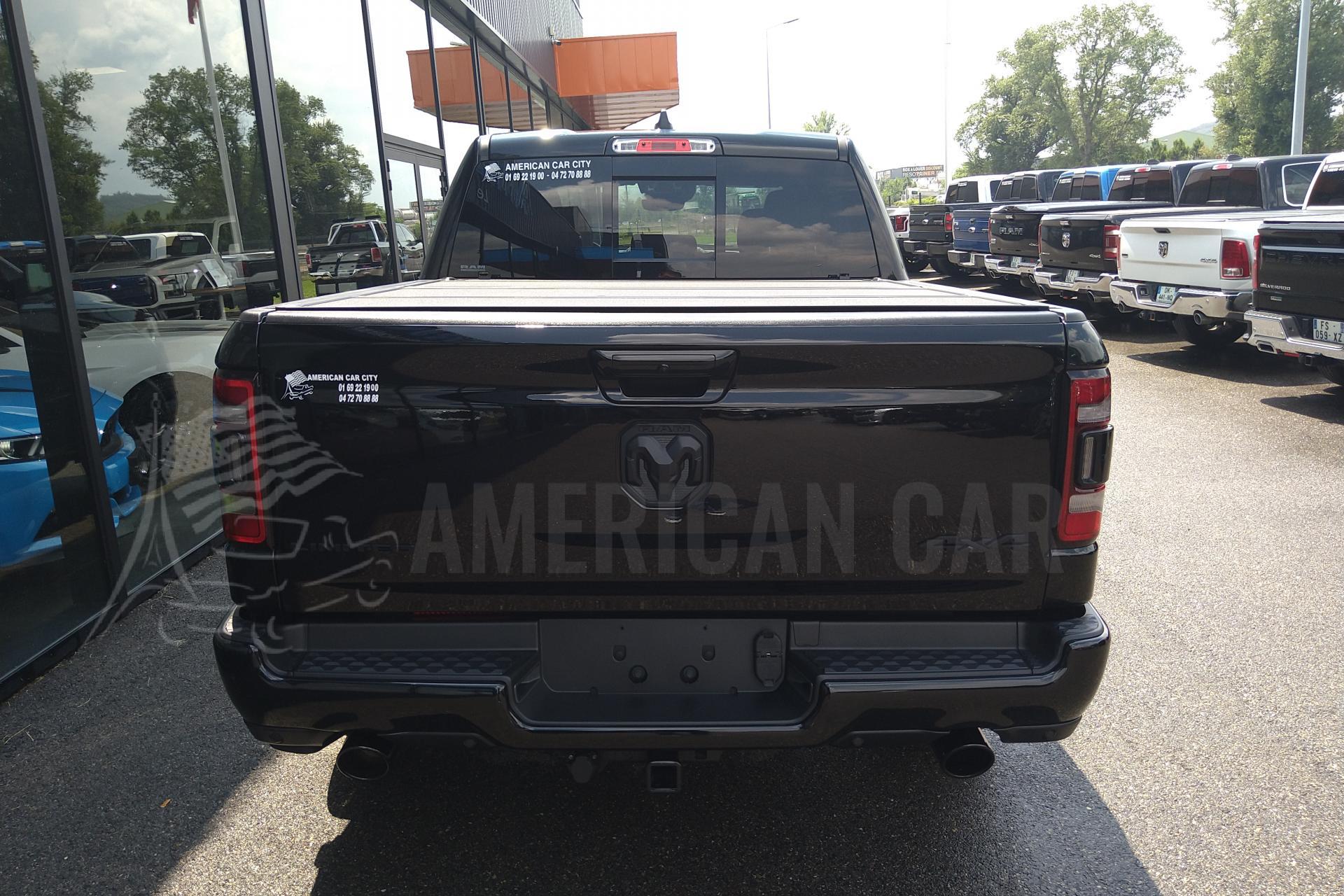 DODGE RAM 1500 CREW LIMITED BLACK PACKAGE 2020