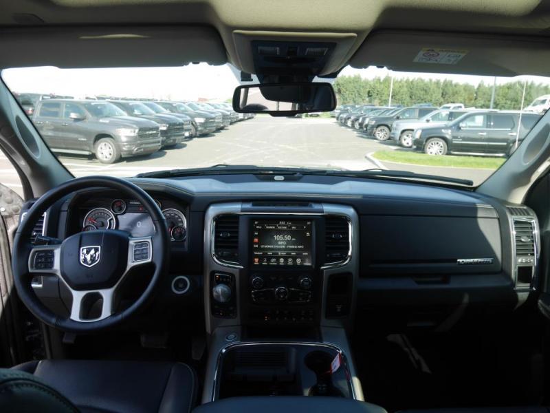 DODGE RAM crew laramie v8 5.7L 395ch GPL