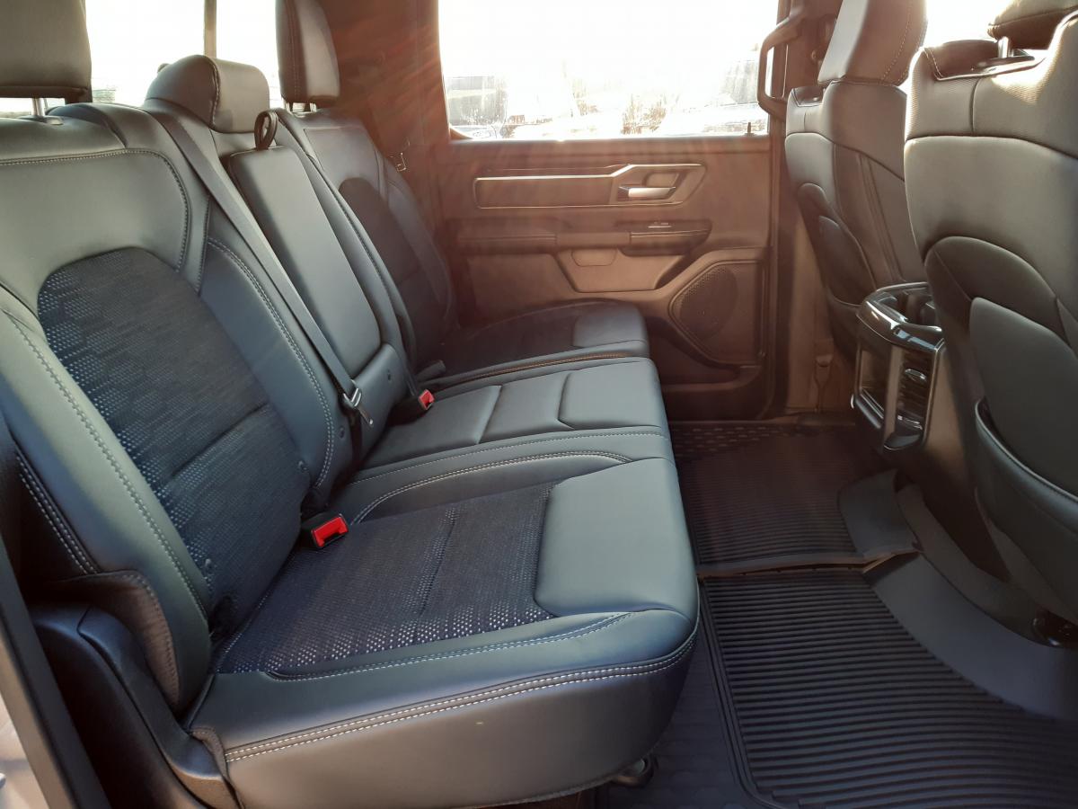 DODGE RAM 1500 CREW SPORT 2019