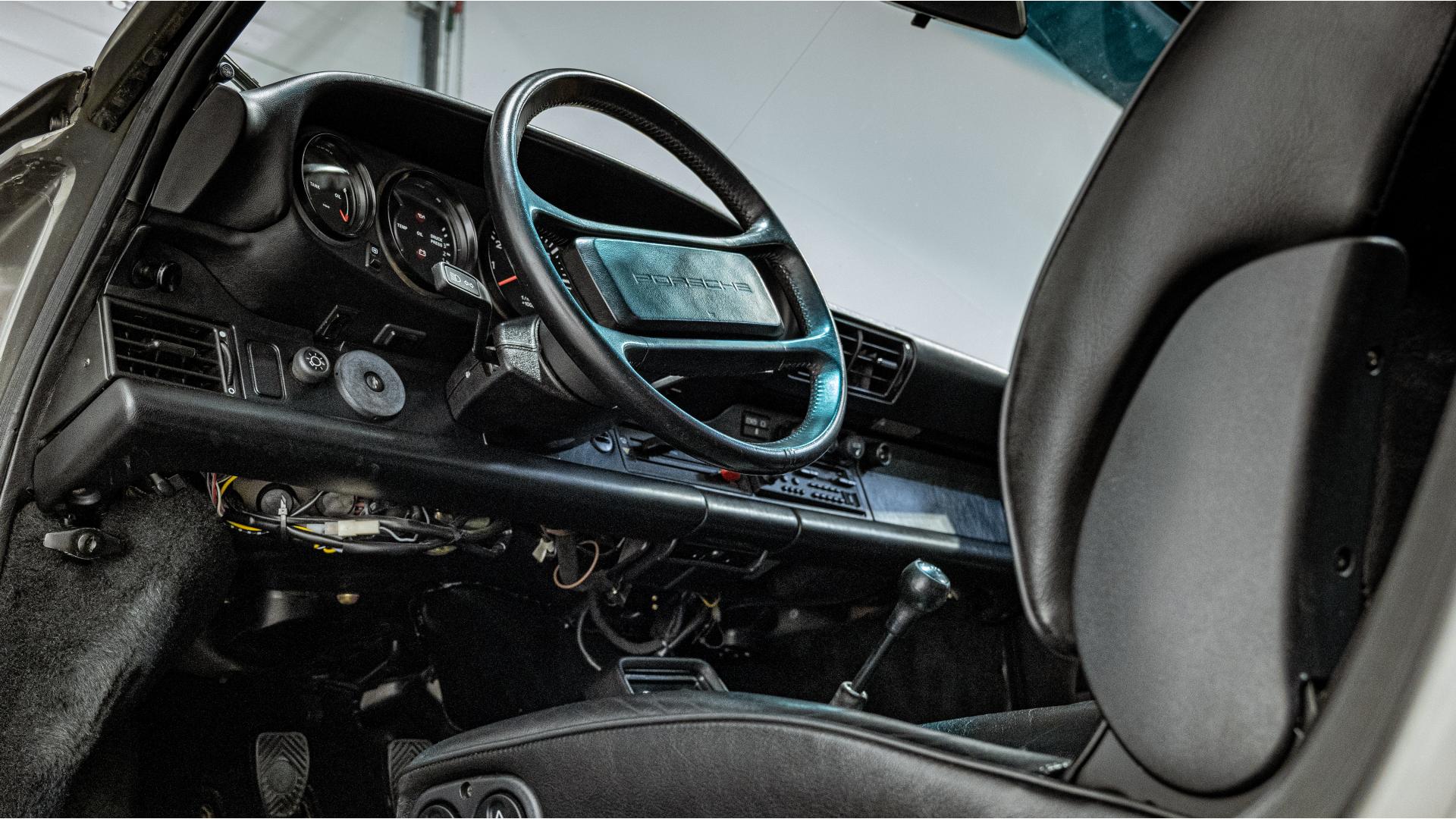 Porsche 911 — photo 10 sur 11