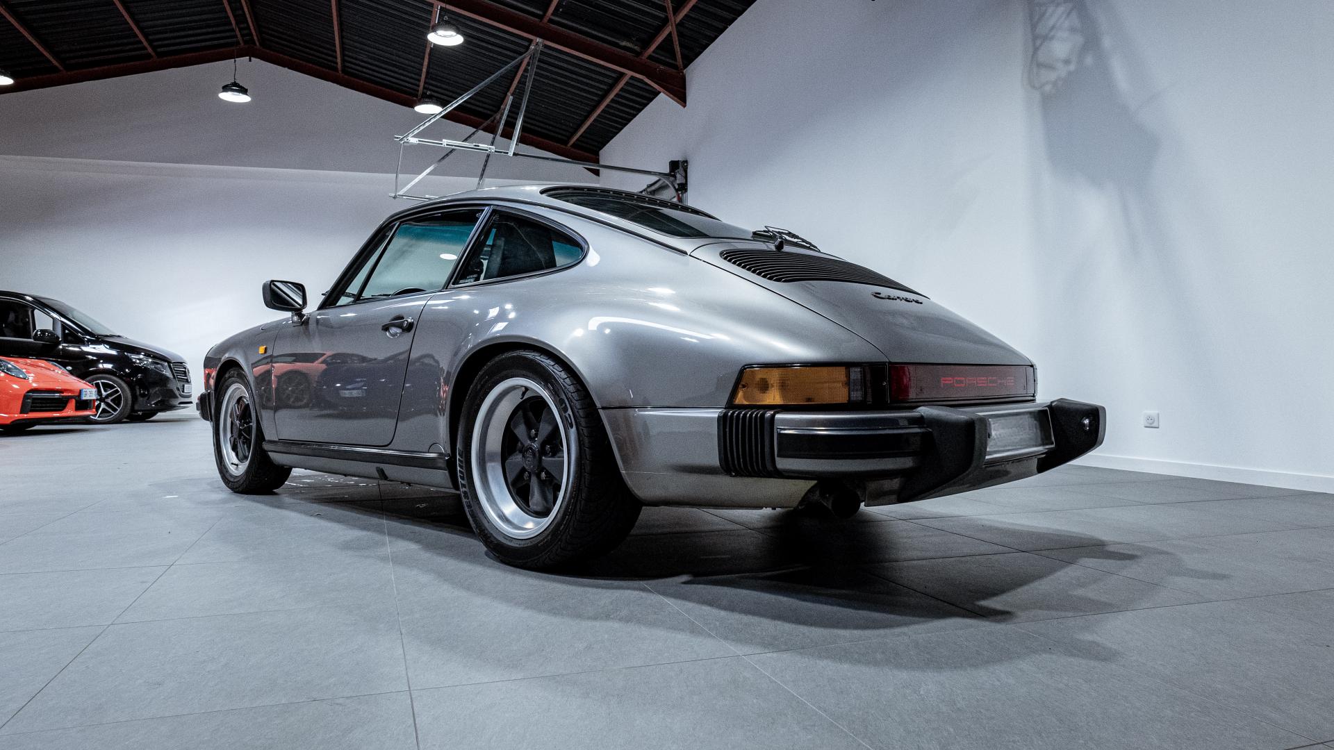 Porsche 911 — photo 6 sur 11