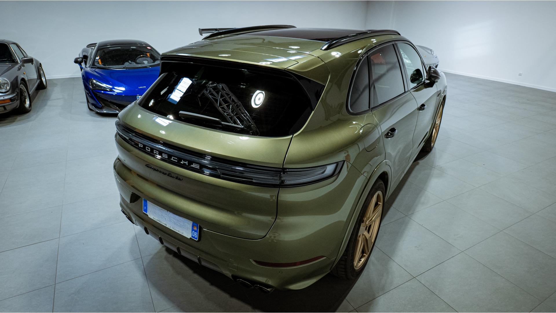 Porsche Cayenne — photo 7 sur 11